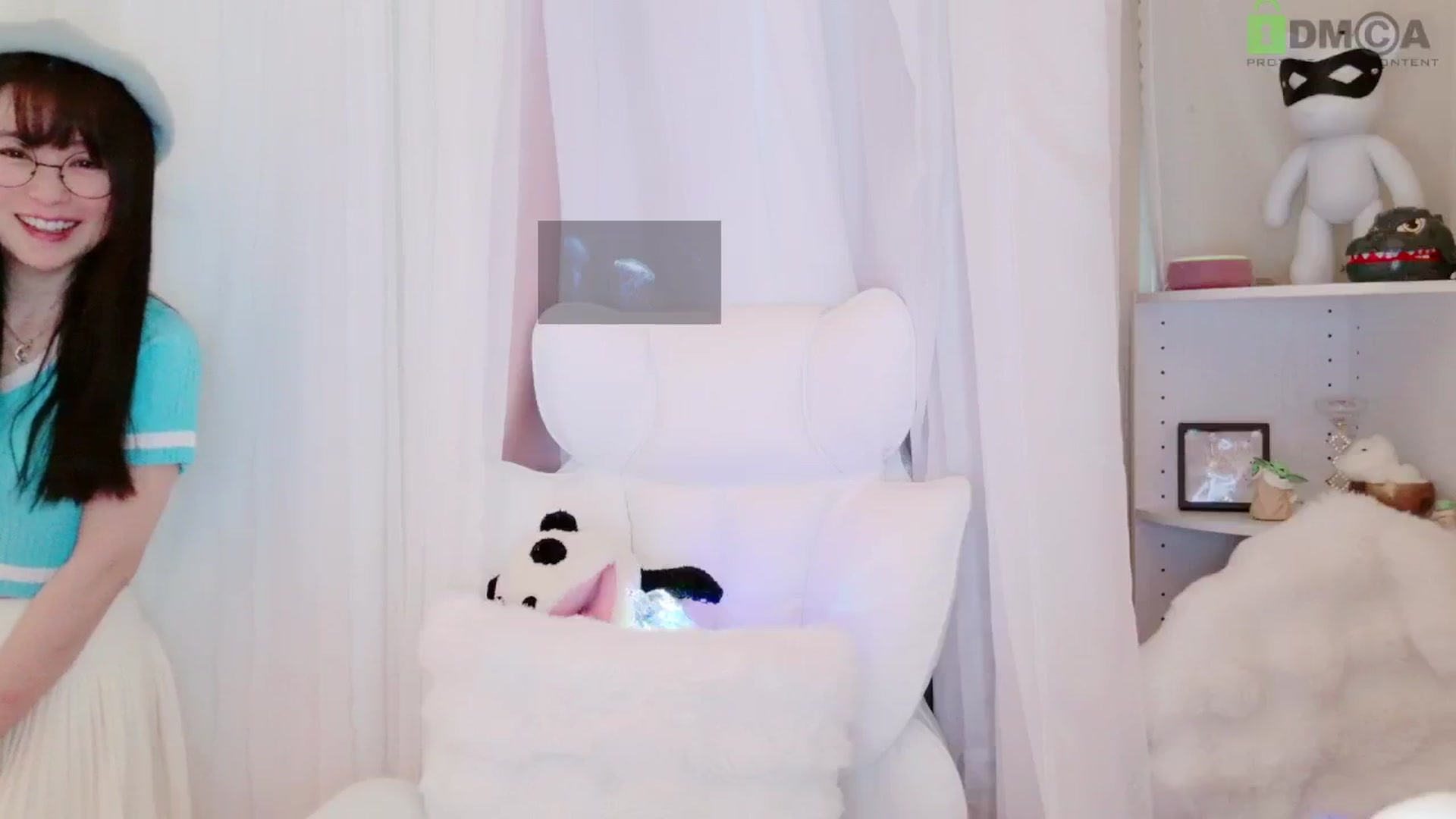 Gallery image thumbnail from meowtheworld's myfreecams stream on, 08/16/2025, 05:40 image 15 of 20