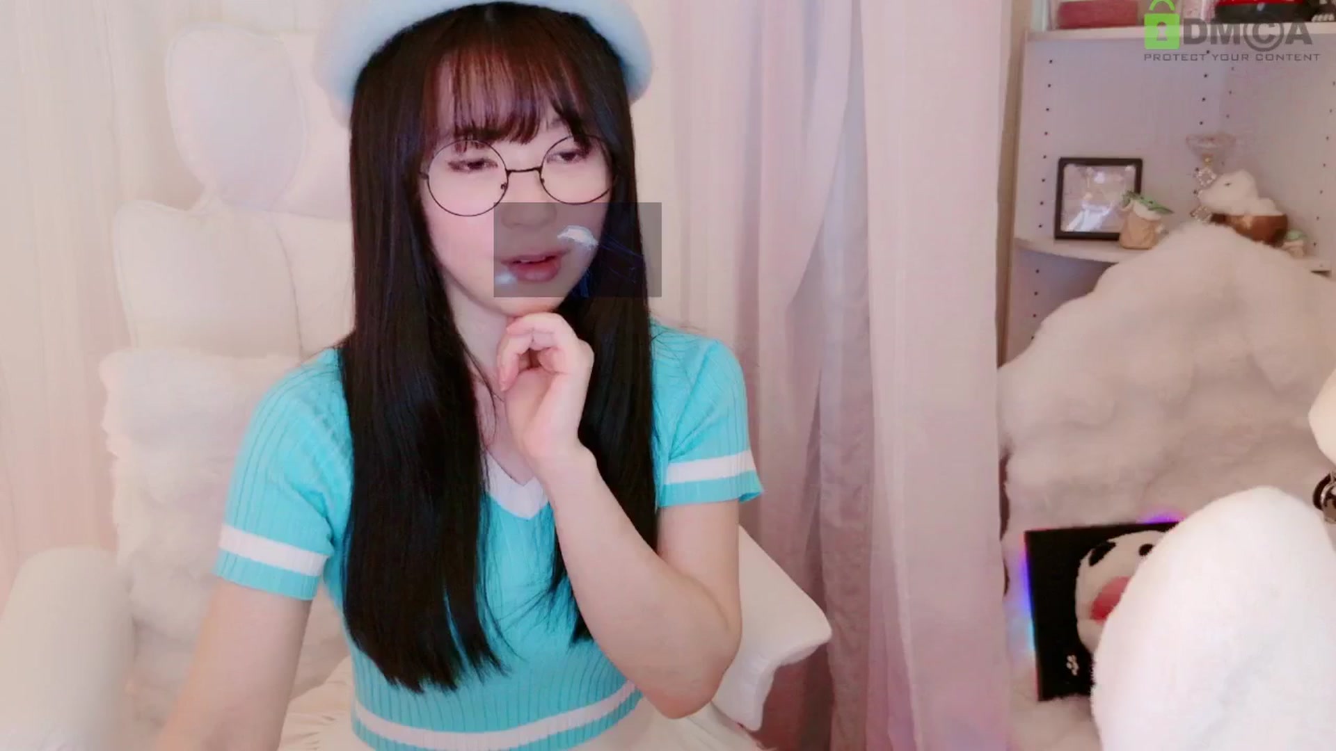 Gallery image thumbnail from meowtheworld's myfreecams stream on, 08/16/2025, 05:40 image 7 of 20