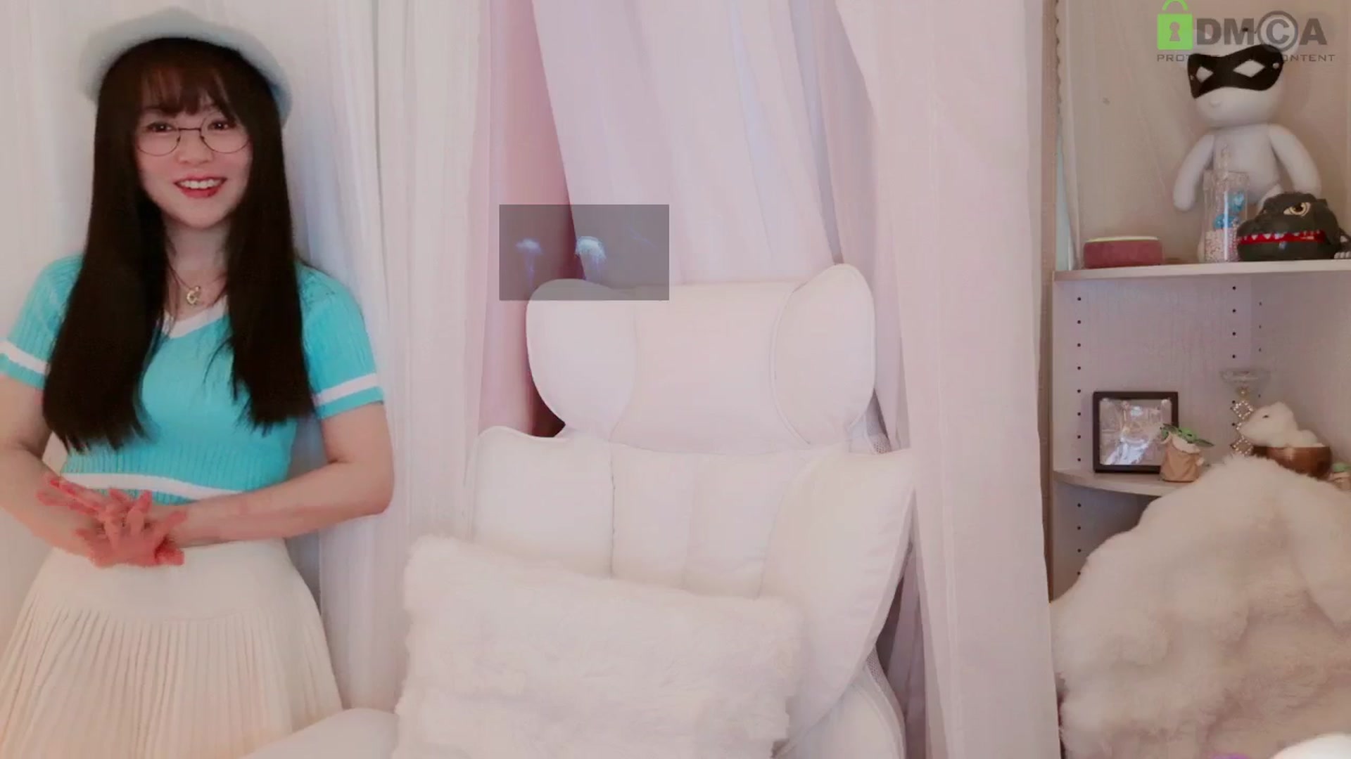 Gallery image thumbnail from meowtheworld's myfreecams stream on, 08/16/2025, 05:40 image 10 of 20