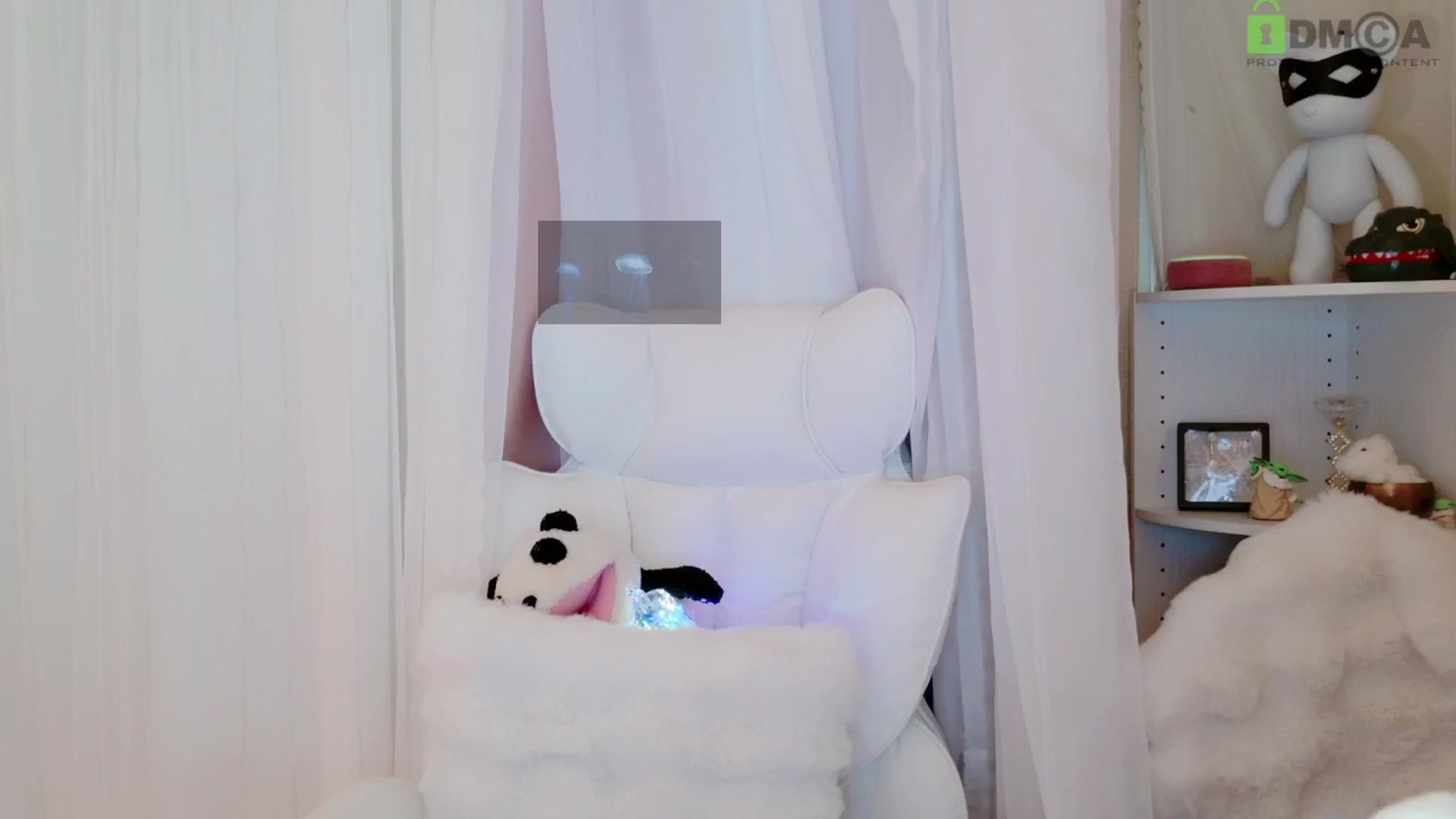 Gallery image thumbnail from meowtheworld's myfreecams stream on, 08/16/2025, 05:40 image 17 of 20