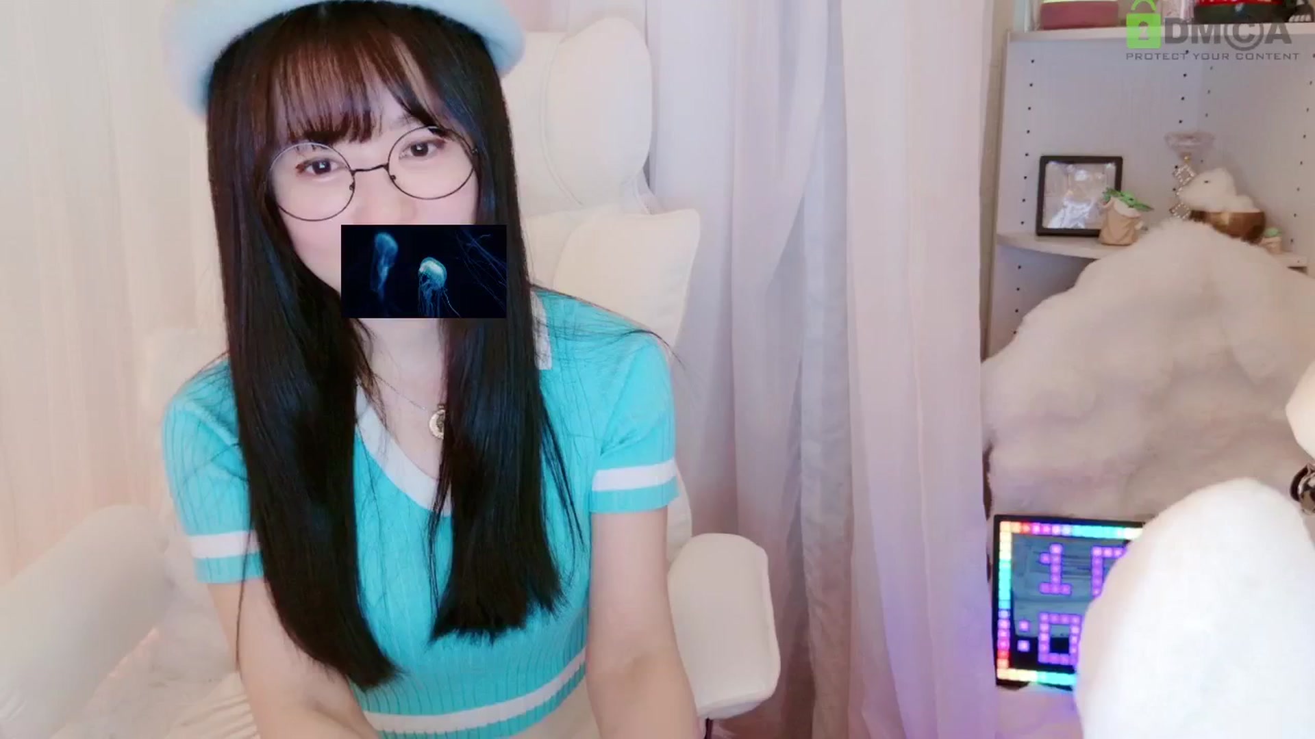Gallery image thumbnail from meowtheworld's myfreecams stream on, 08/16/2025, 05:40 image 1 of 20