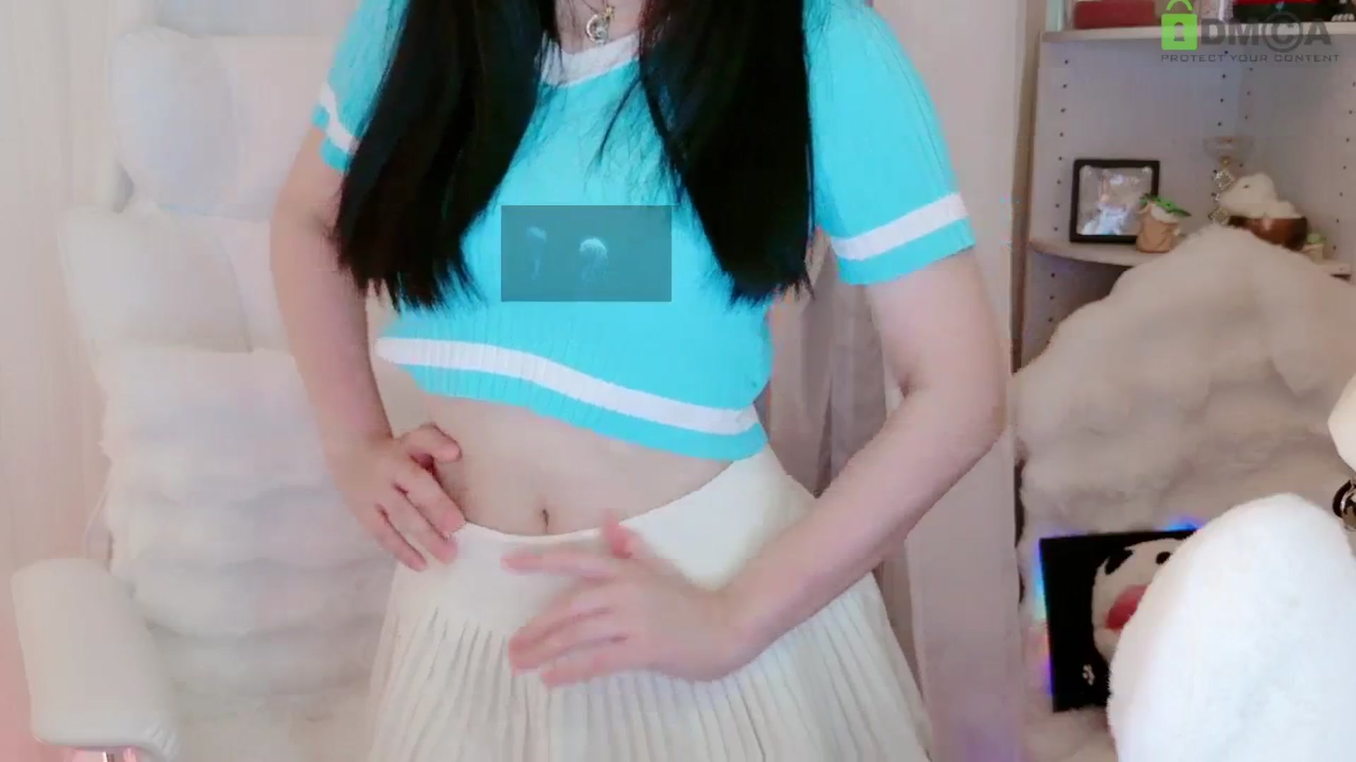Gallery image thumbnail from meowtheworld's myfreecams stream on, 08/16/2025, 05:40 image 9 of 20