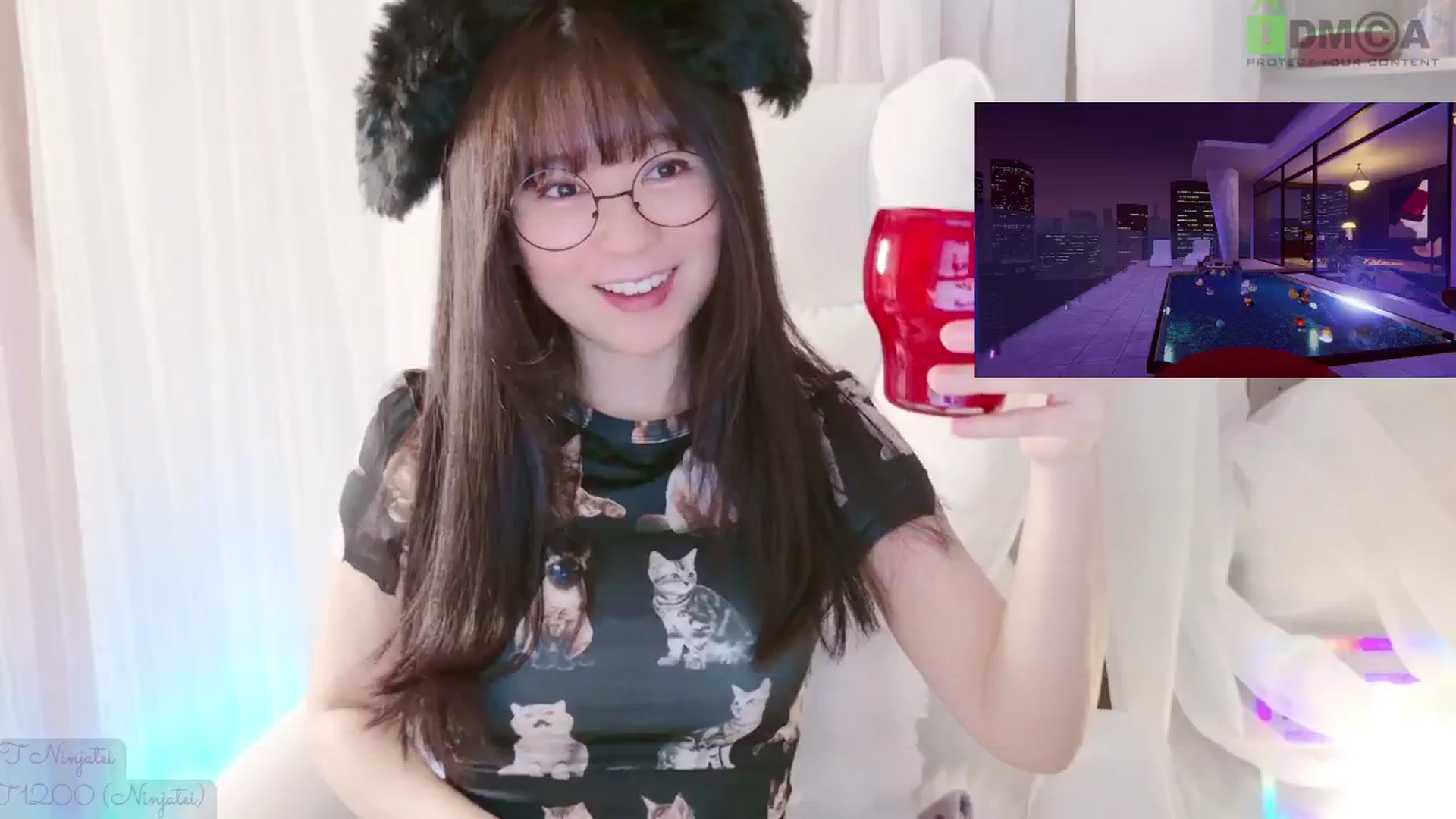 Gallery image thumbnail from meowtheworld's myfreecams stream on, 08/17/2025, 05:29 image 17 of 20