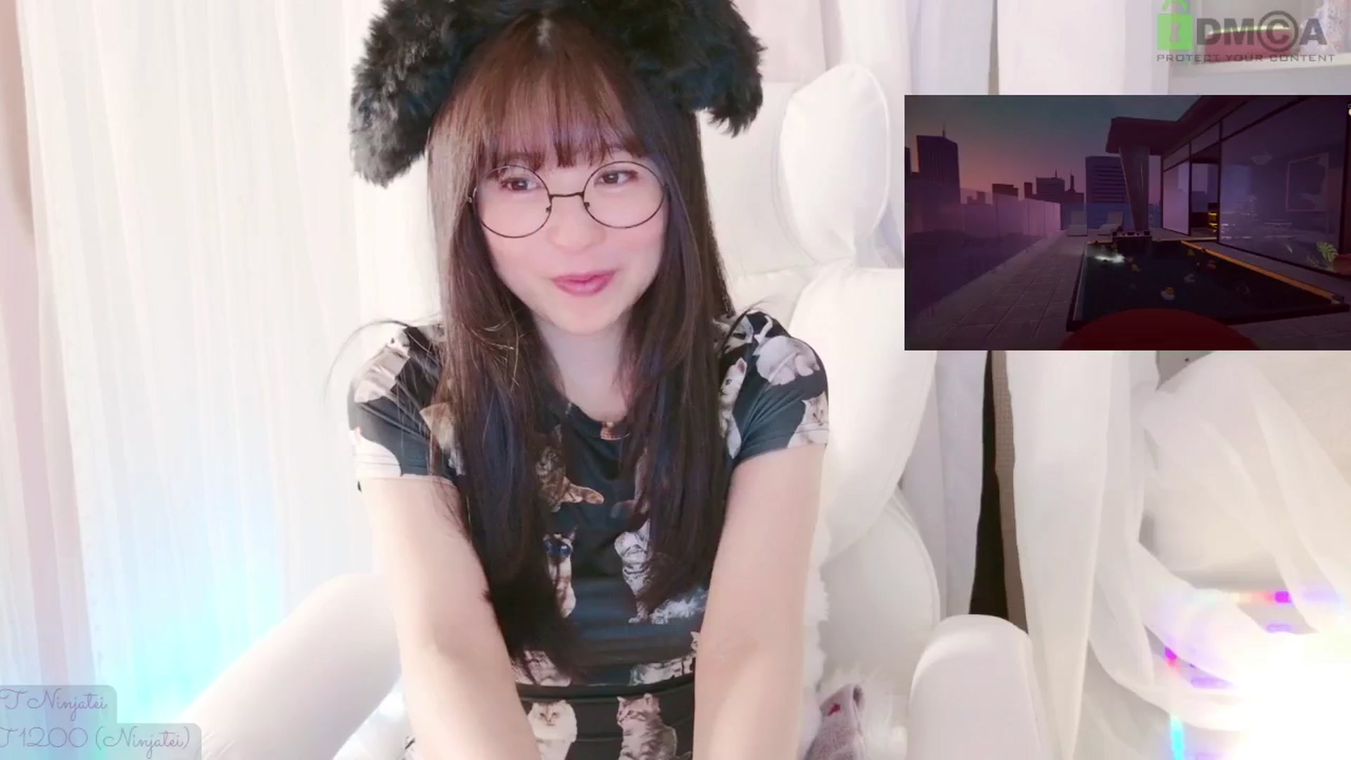 Gallery image thumbnail from meowtheworld's myfreecams stream on, 08/17/2025, 05:29 image 16 of 20