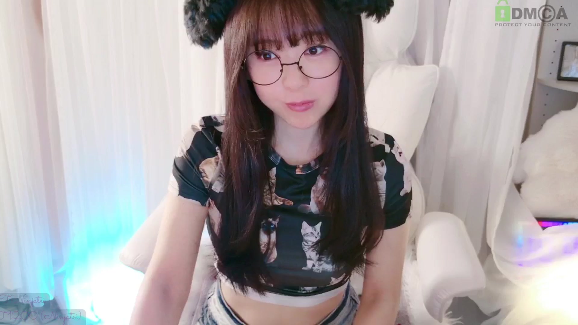 Gallery image thumbnail from meowtheworld's myfreecams stream on, 08/17/2025, 05:45 image 19 of 20