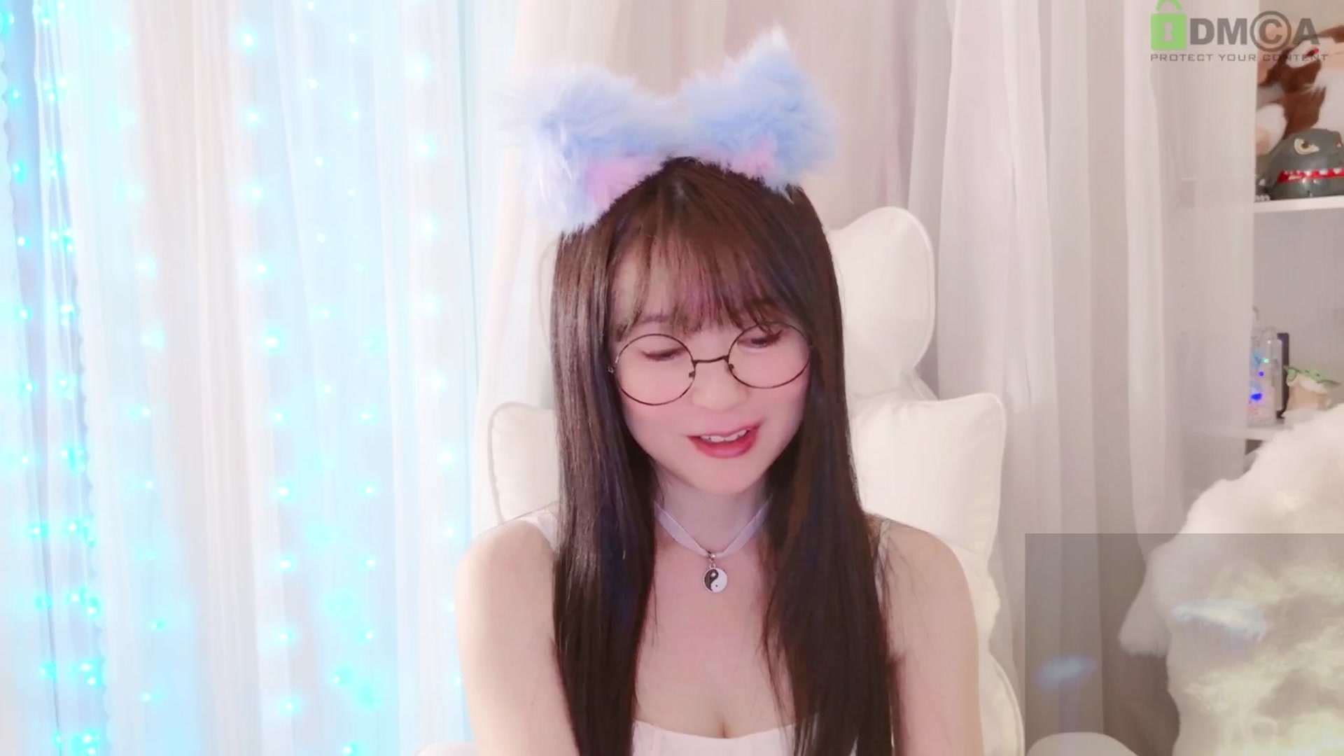 Gallery image thumbnail from meowtheworld's myfreecams stream on, 08/23/2025, 07:00 image 12 of 20