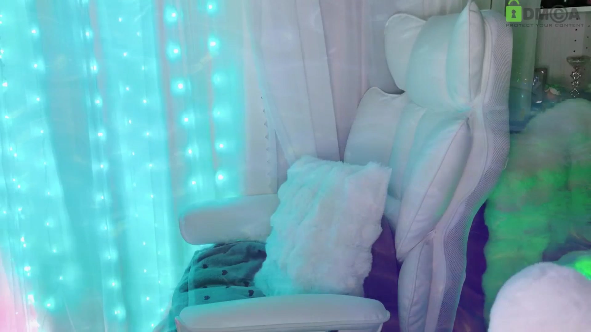Gallery image thumbnail from meowtheworld's myfreecams stream on, 08/23/2025, 09:53 image 20 of 20