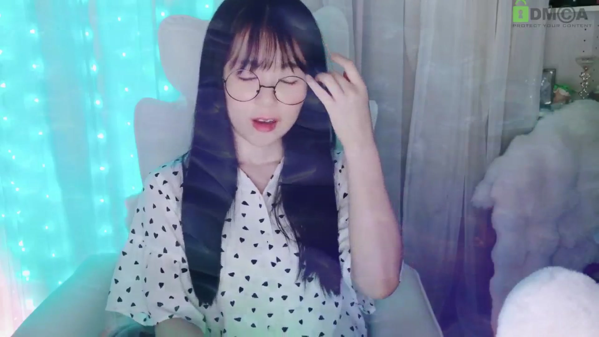 Gallery image thumbnail from meowtheworld's myfreecams stream on, 08/23/2025, 09:53 image 9 of 20