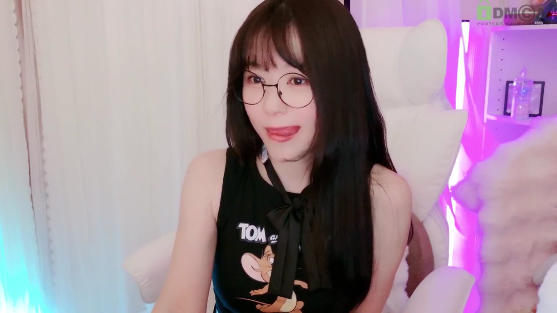 Gallery image thumbnail from meowtheworld's myfreecams stream on, 08/24/2025, 07:37 image 20 of 20