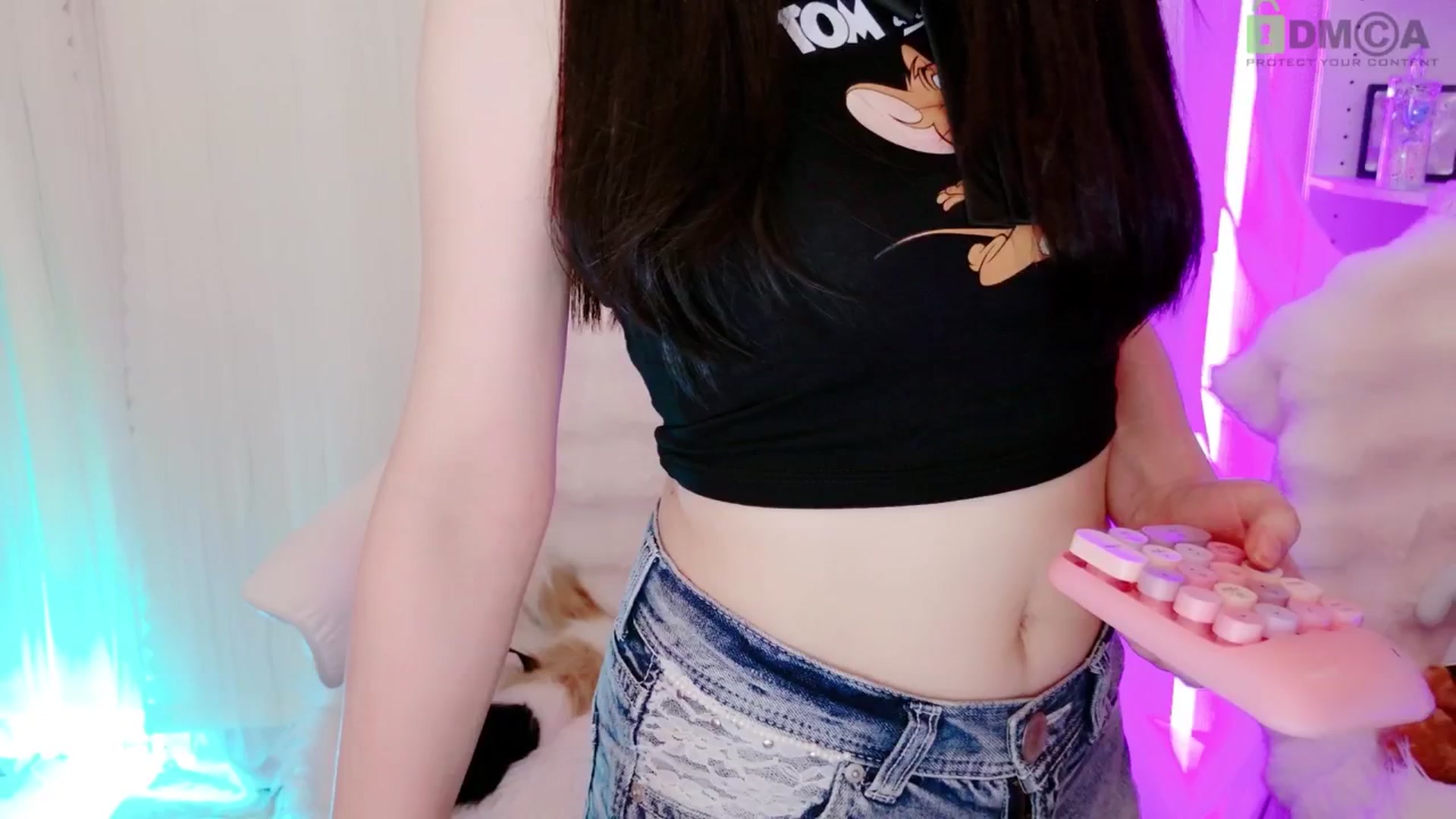 Gallery image thumbnail from meowtheworld's myfreecams stream on, 08/24/2025, 07:37 image 6 of 20