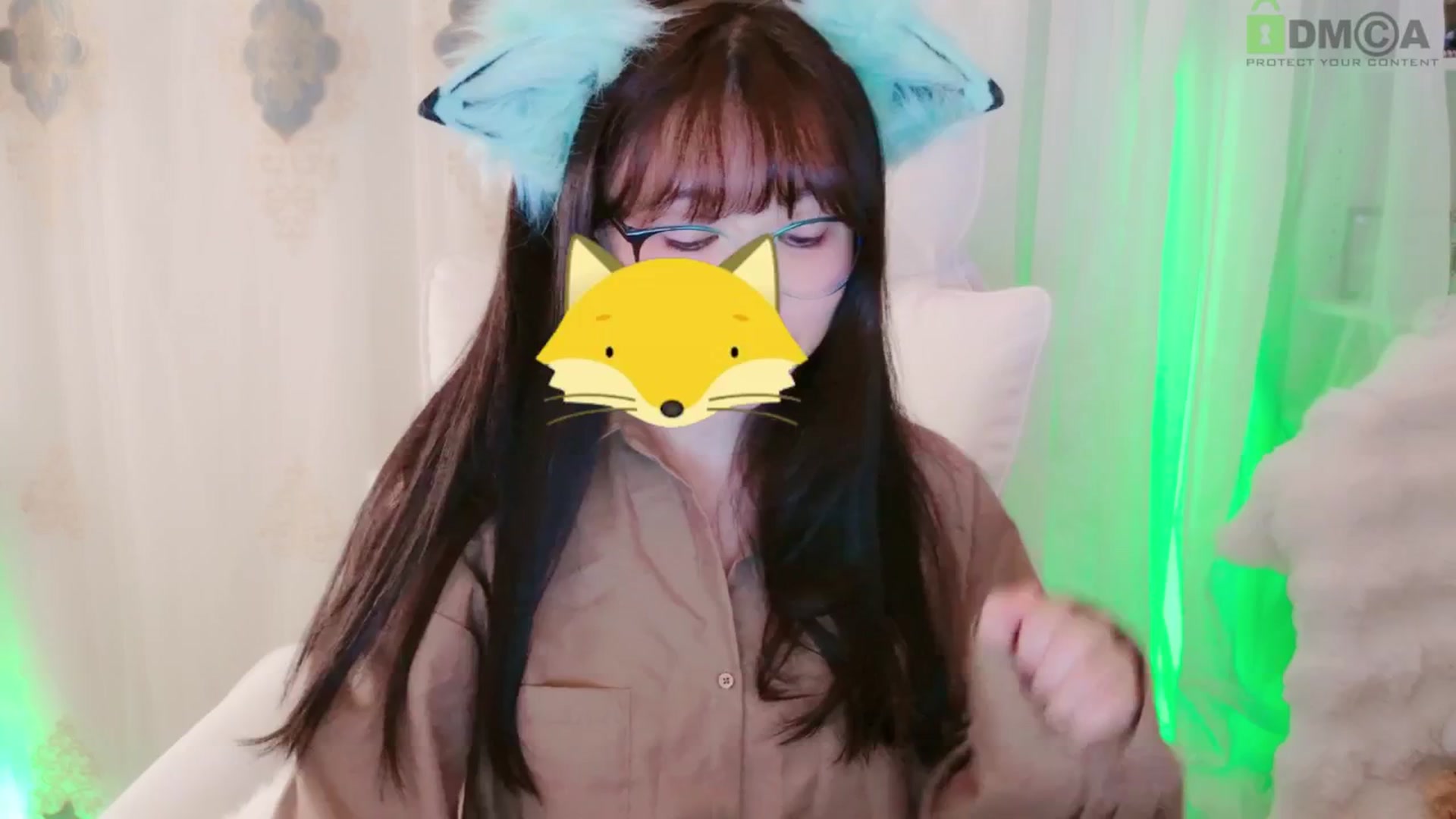Gallery image thumbnail from meowtheworld's myfreecams stream on, 08/29/2025, 04:35 image 16 of 20