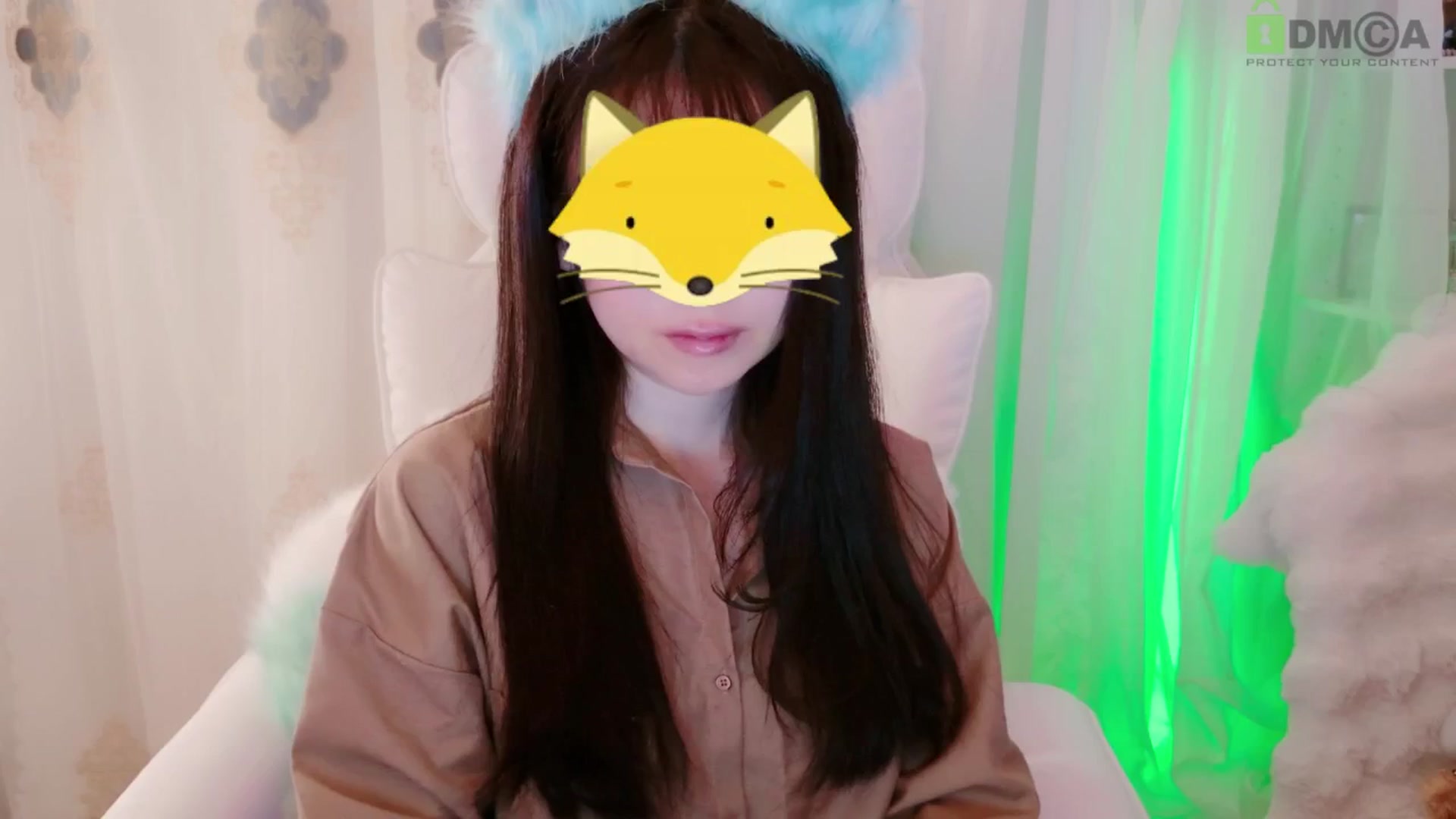 Gallery image thumbnail from meowtheworld's myfreecams stream on, 08/29/2025, 04:35 image 2 of 20