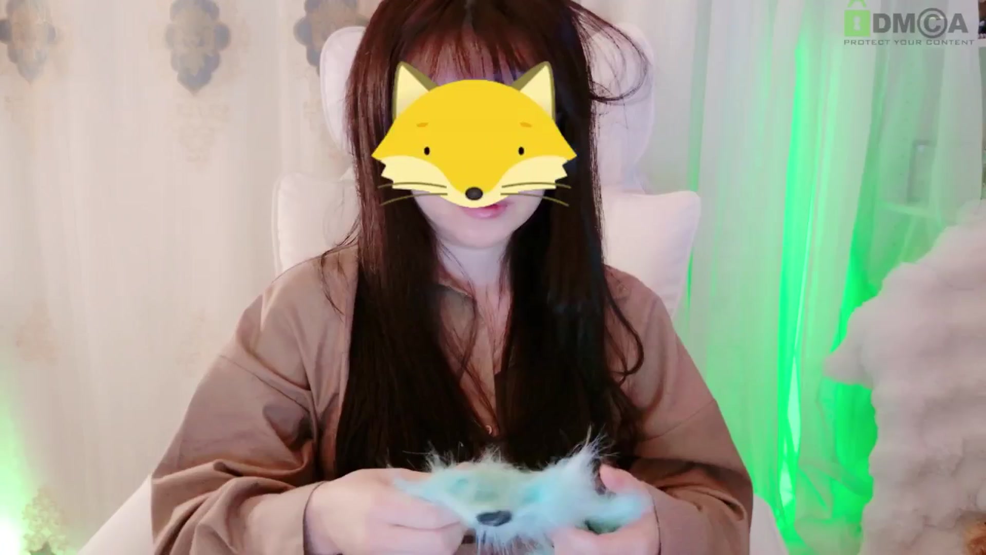 Gallery image thumbnail from meowtheworld's myfreecams stream on, 08/29/2025, 04:35 image 10 of 20