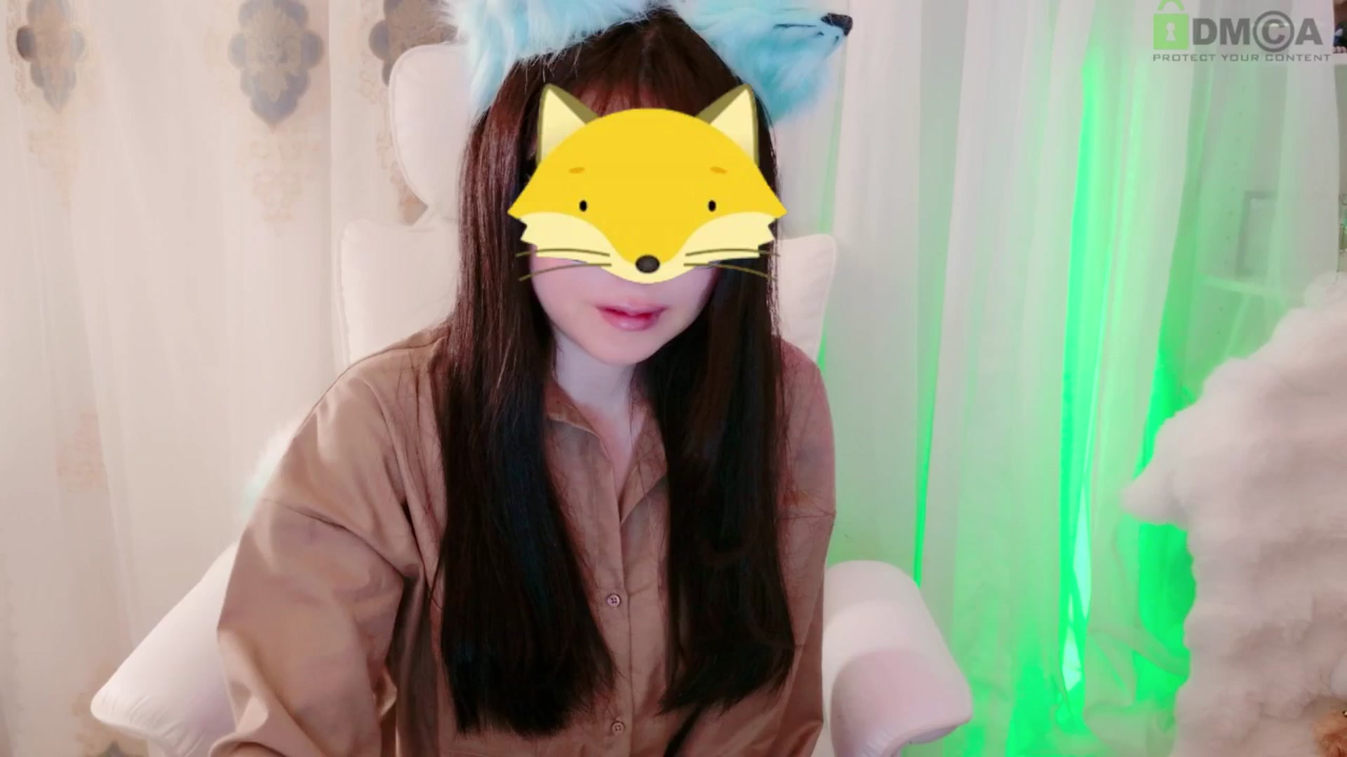 Gallery image thumbnail from meowtheworld's myfreecams stream on, 08/29/2025, 04:35 image 4 of 20