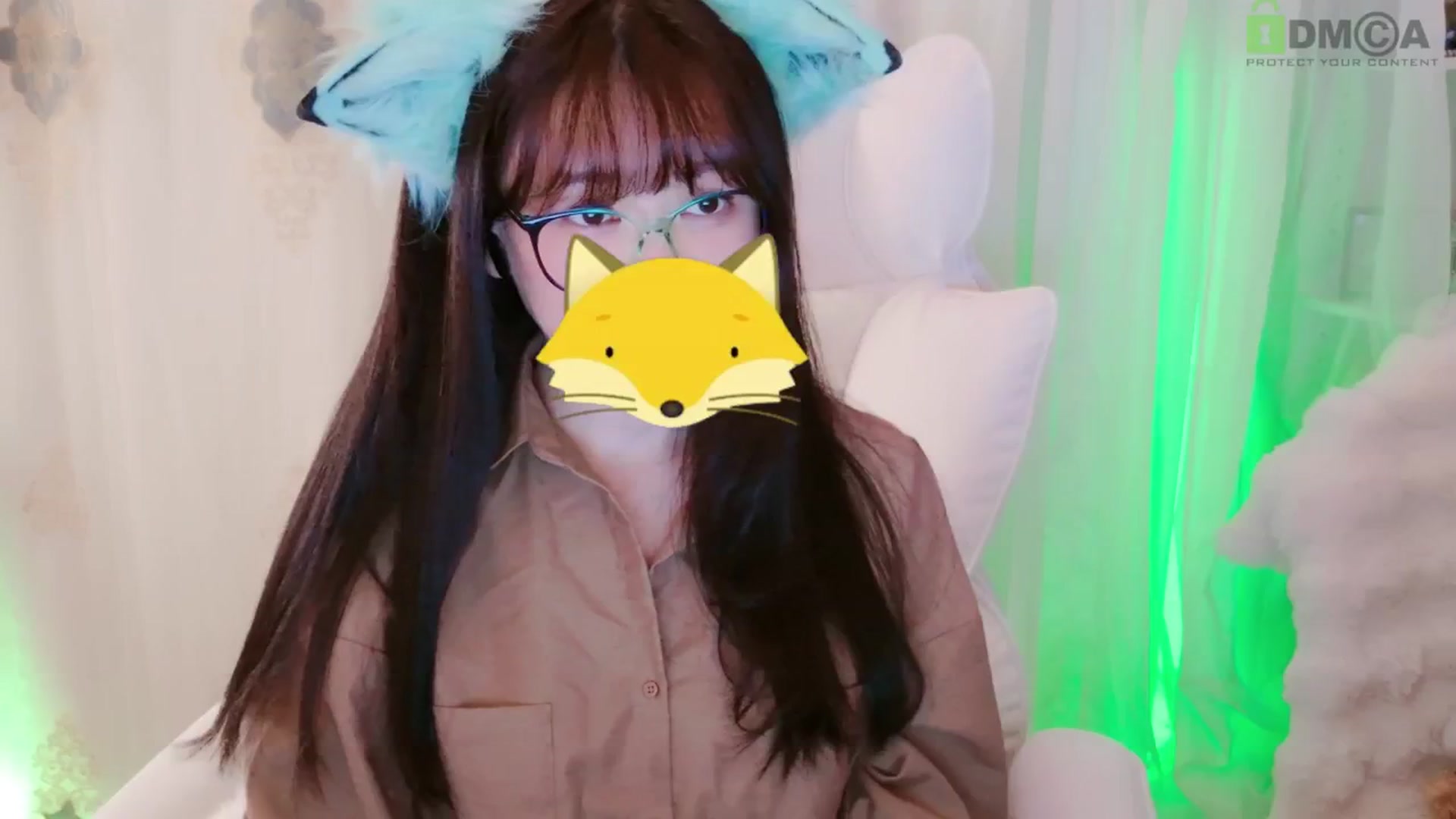 Gallery image thumbnail from meowtheworld's myfreecams stream on, 08/29/2025, 04:35 image 14 of 20