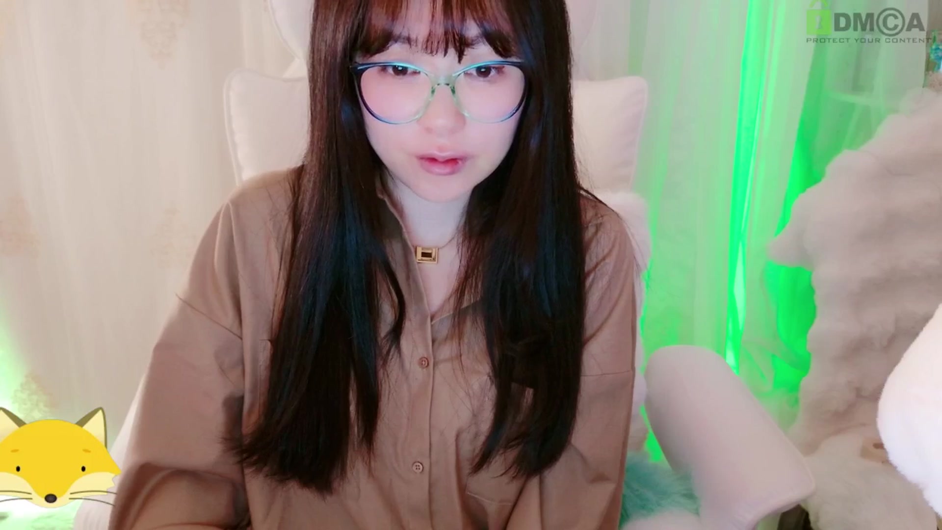 Gallery image thumbnail from meowtheworld's myfreecams stream on, 08/29/2025, 05:21 image 17 of 20