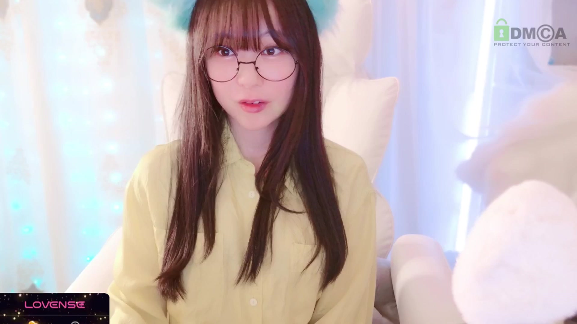 Gallery image thumbnail from meowtheworld's myfreecams stream on, 09/02/2025, 08:00 image 8 of 20