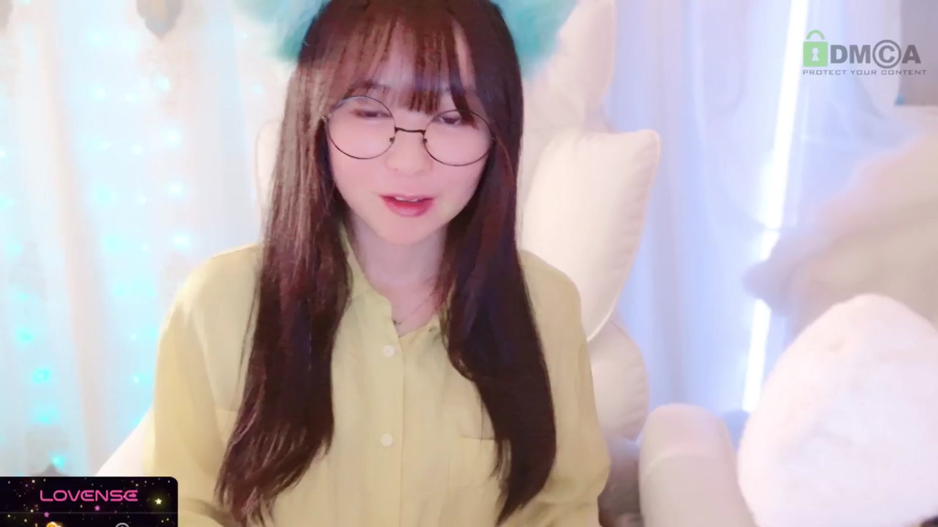 Gallery image thumbnail from meowtheworld's myfreecams stream on, 09/02/2025, 08:00 image 18 of 20