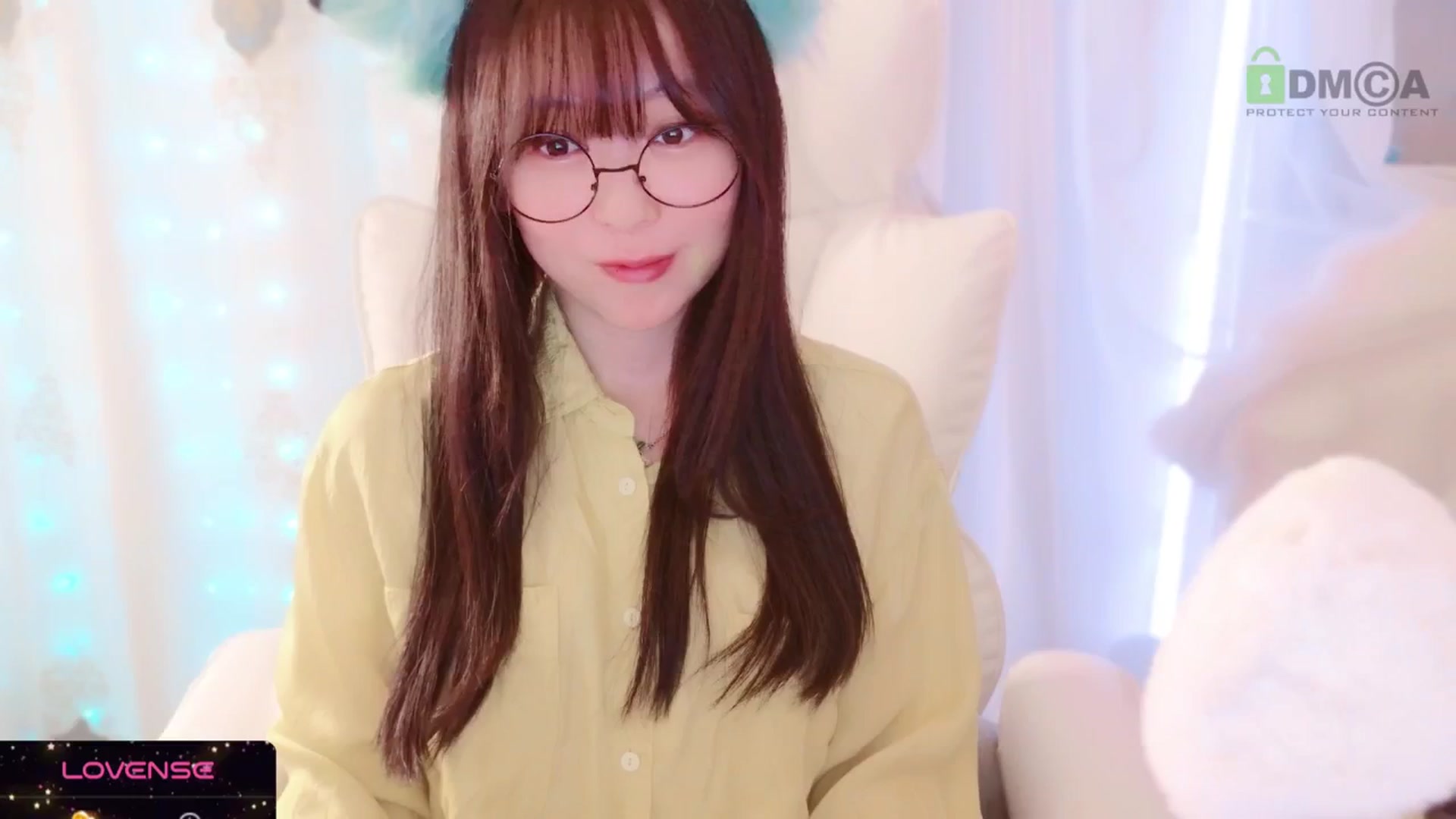 Gallery image thumbnail from meowtheworld's myfreecams stream on, 09/02/2025, 08:00 image 10 of 20