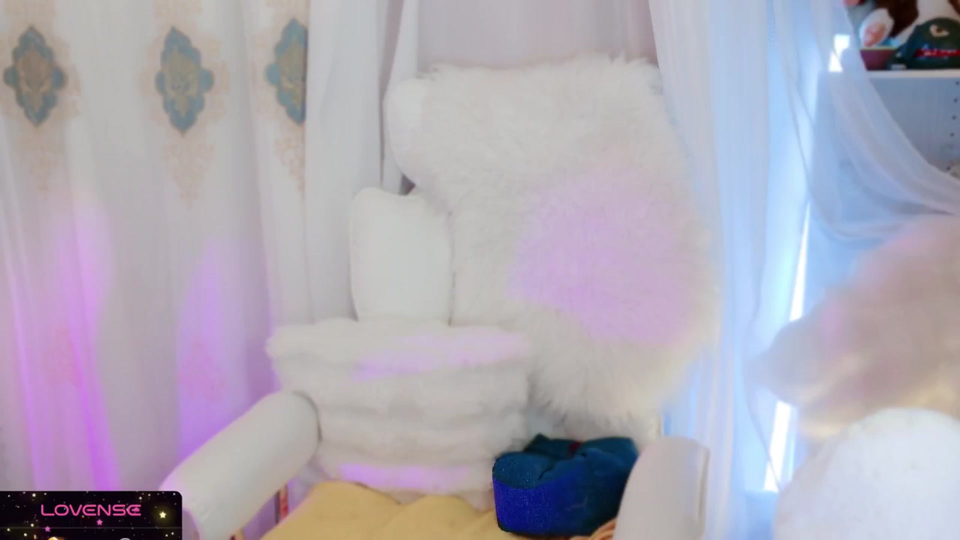 Gallery image thumbnail from meowtheworld's myfreecams stream on, 09/06/2025, 04:43 image 9 of 20
