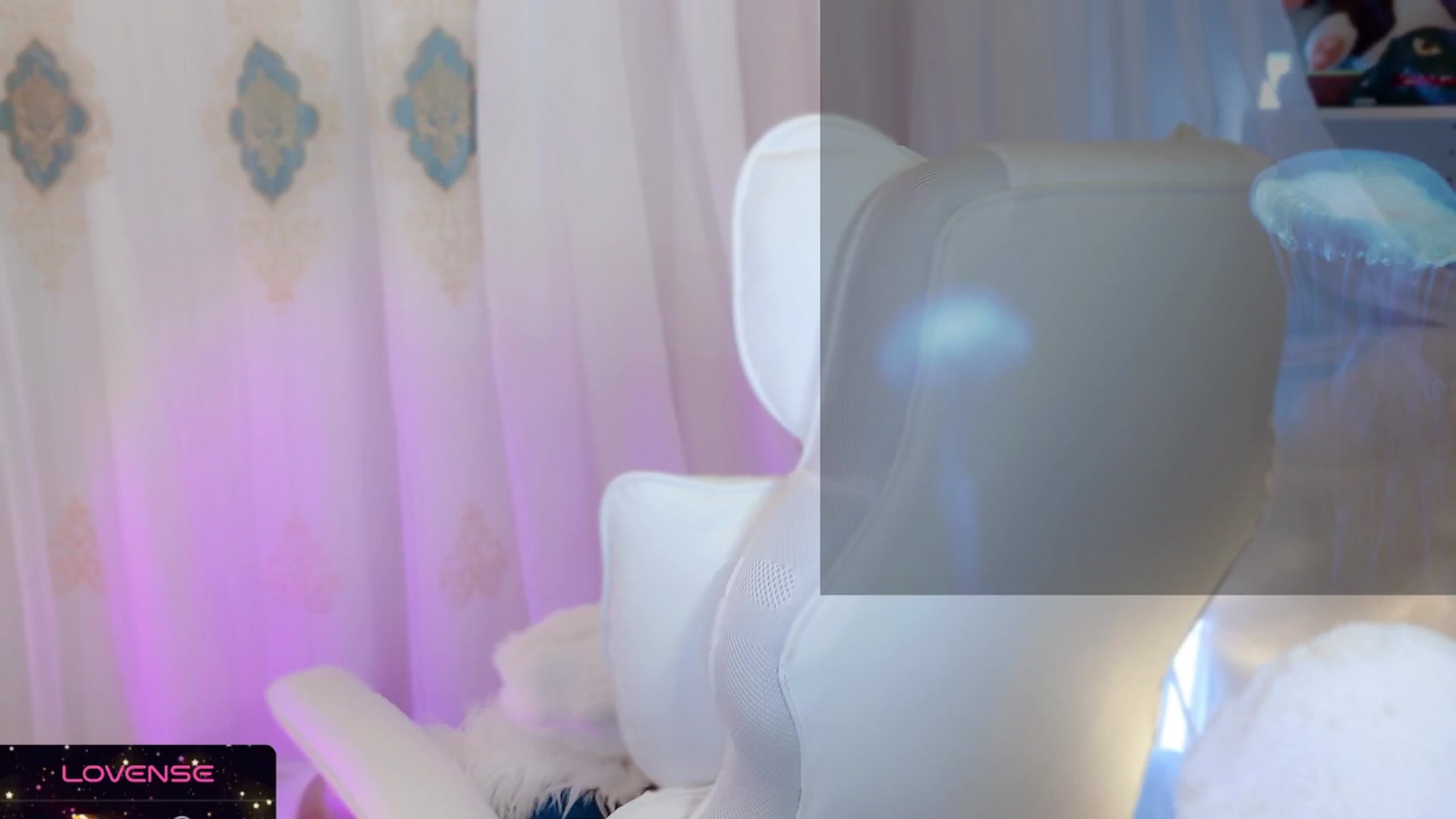 Gallery image thumbnail from meowtheworld's myfreecams stream on, 09/06/2025, 05:30 image 4 of 20