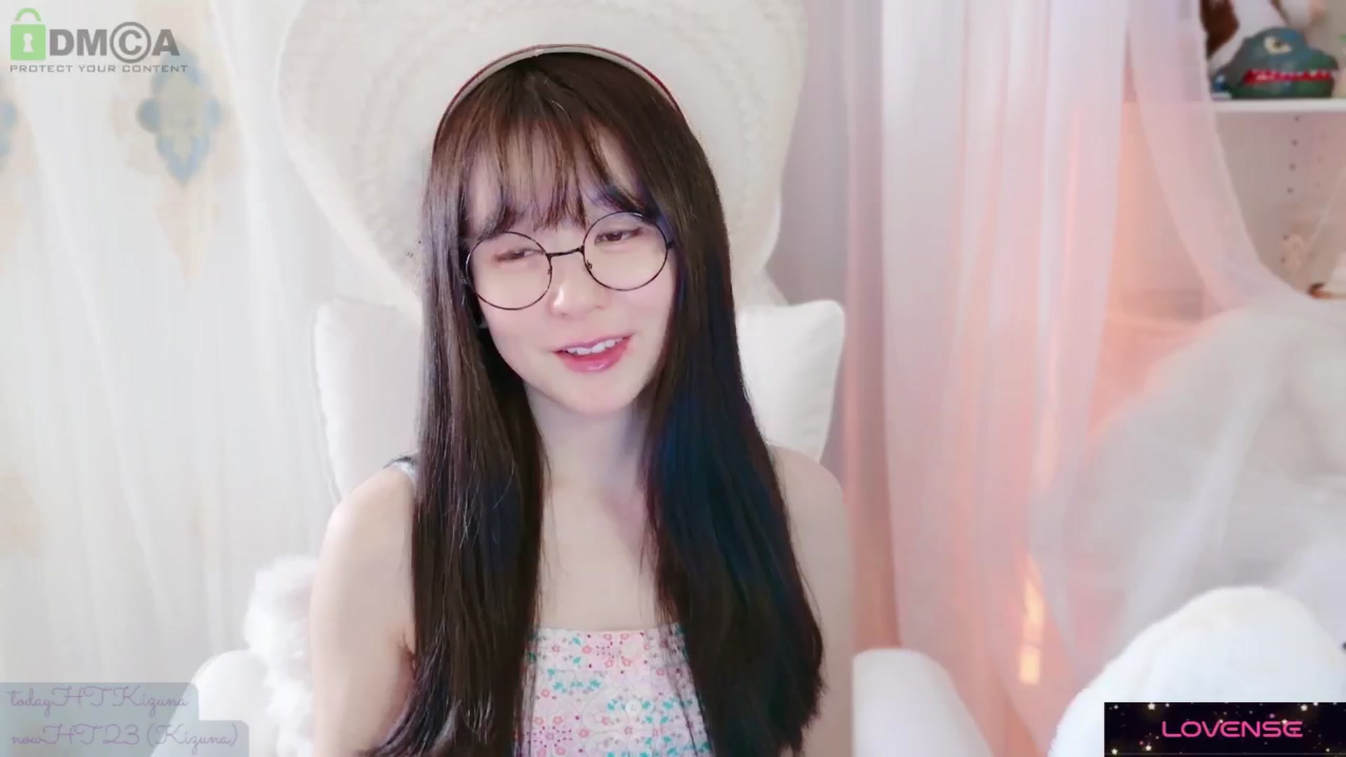 Gallery image thumbnail from meowtheworld's myfreecams stream on, 09/07/2025, 06:25 image 6 of 20