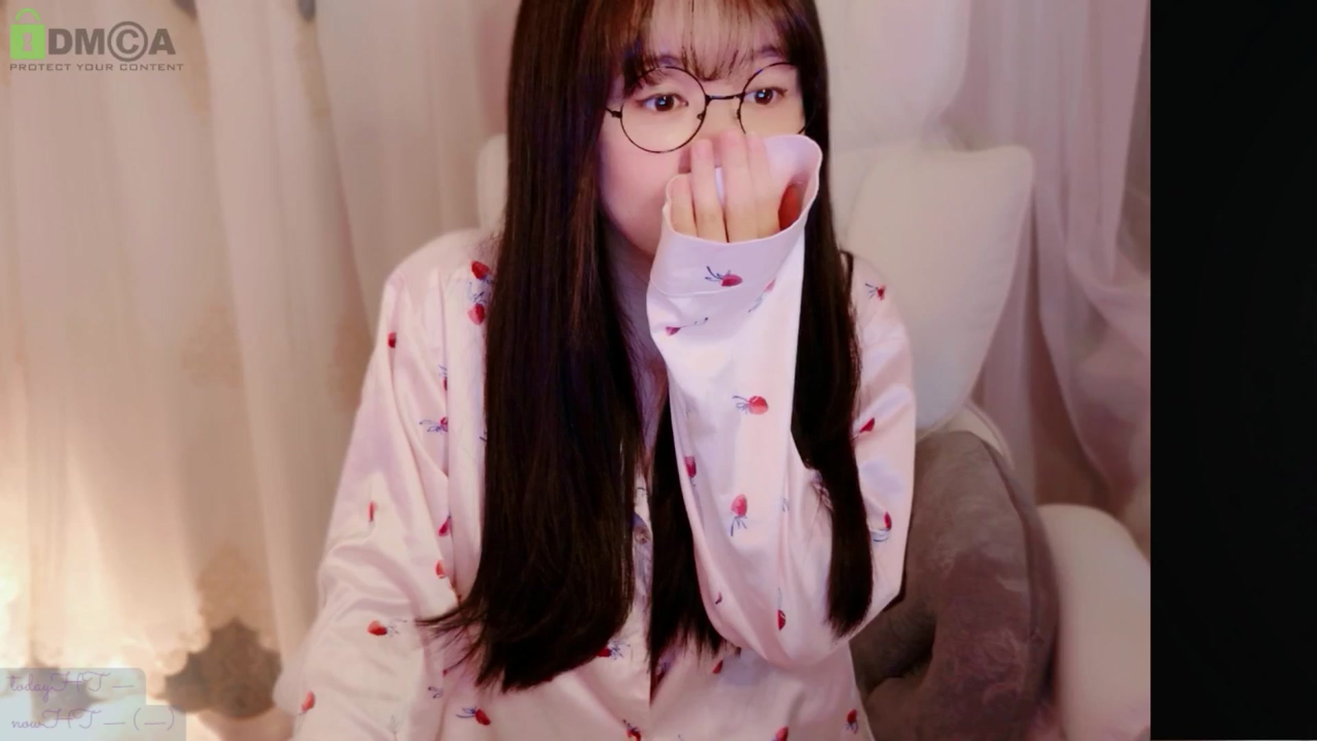 Gallery image thumbnail from meowtheworld's myfreecams stream on, 09/12/2025, 06:21 image 6 of 20