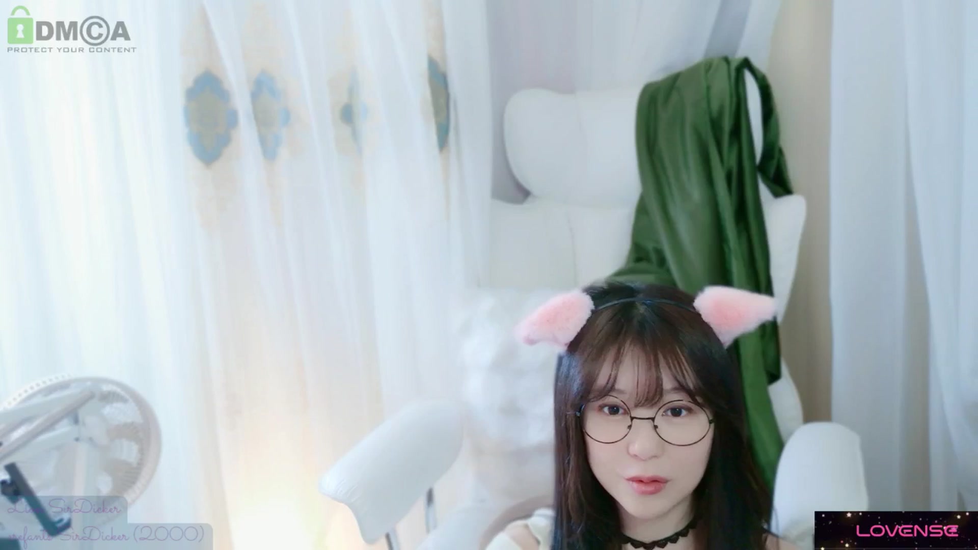 Gallery image thumbnail from meowtheworld's myfreecams stream on, 09/21/2025, 06:13 image 12 of 20