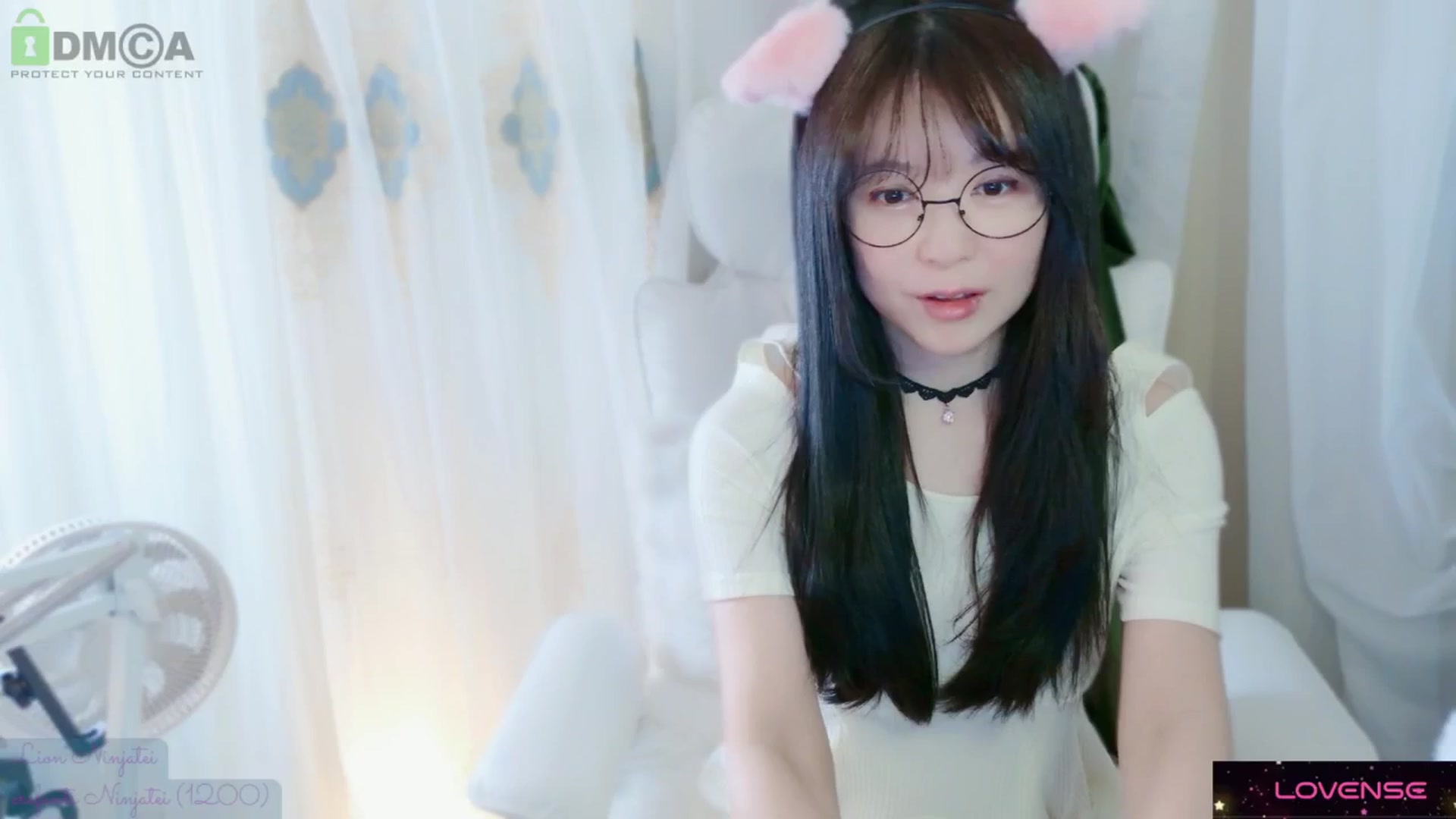 Gallery image thumbnail from meowtheworld's myfreecams stream on, 09/21/2025, 06:13 image 3 of 20