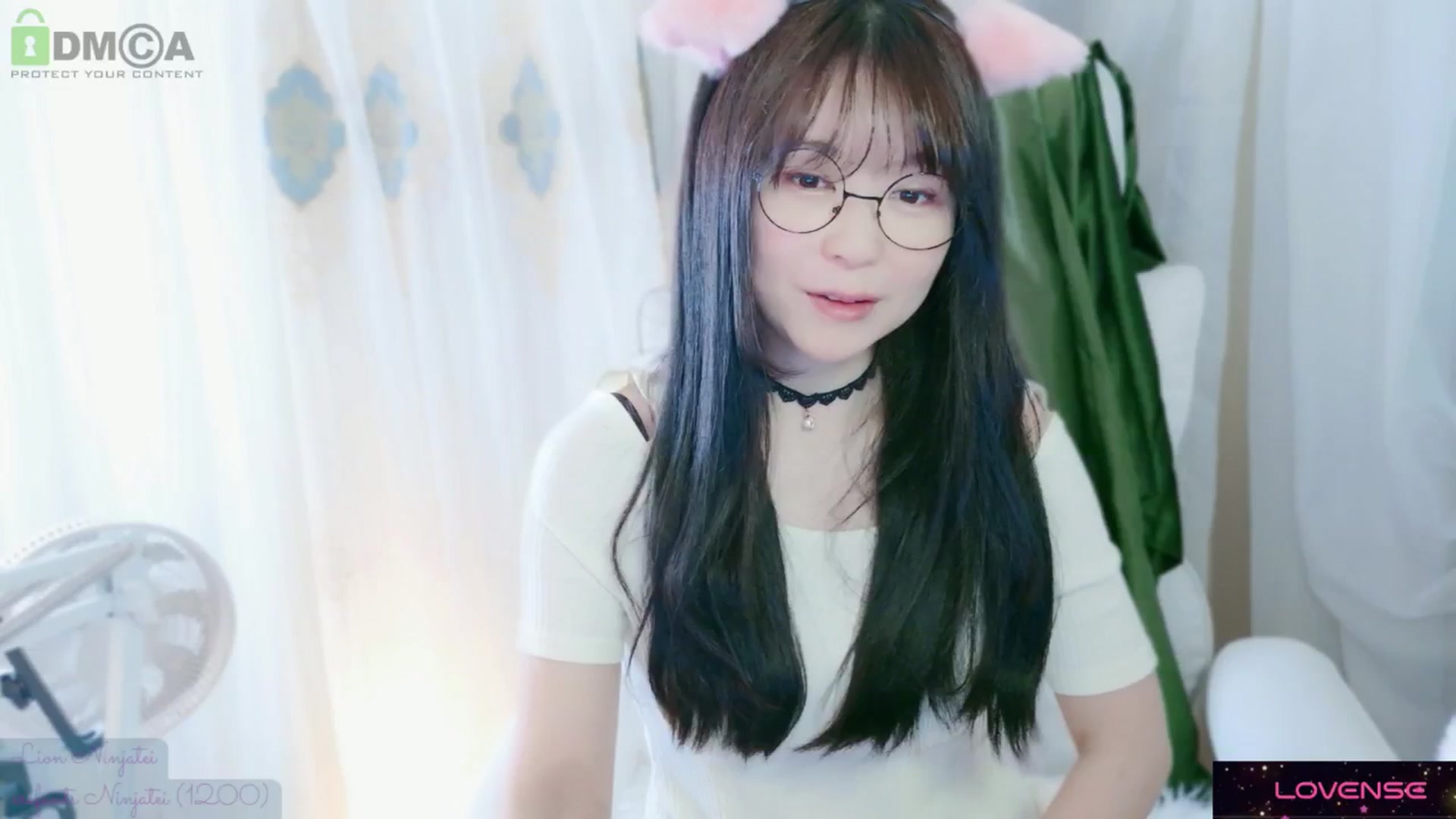 Gallery image thumbnail from meowtheworld's myfreecams stream on, 09/21/2025, 06:13 image 4 of 20