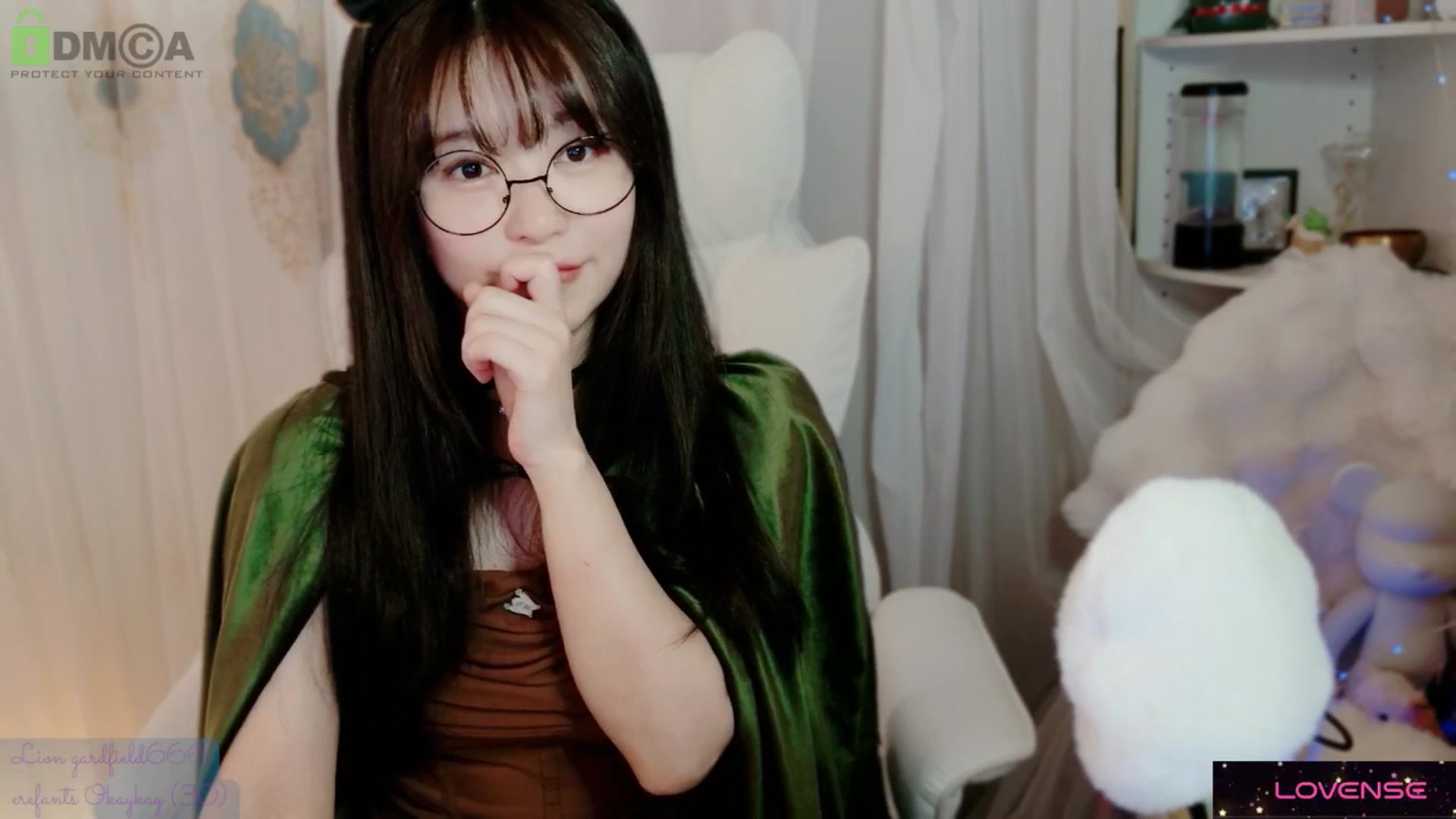 Gallery image thumbnail from meowtheworld's myfreecams stream on, 09/22/2025, 06:02 image 13 of 20