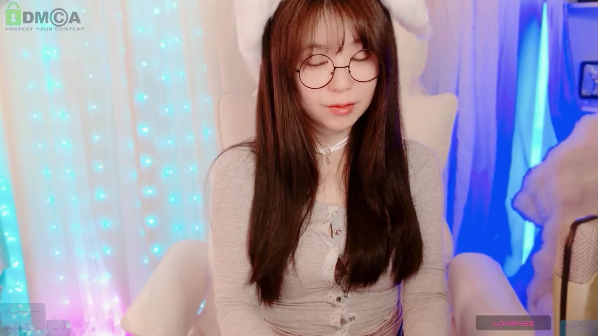 Gallery image thumbnail from meowtheworld's myfreecams stream on, 09/28/2025, 06:36 image 3 of 20