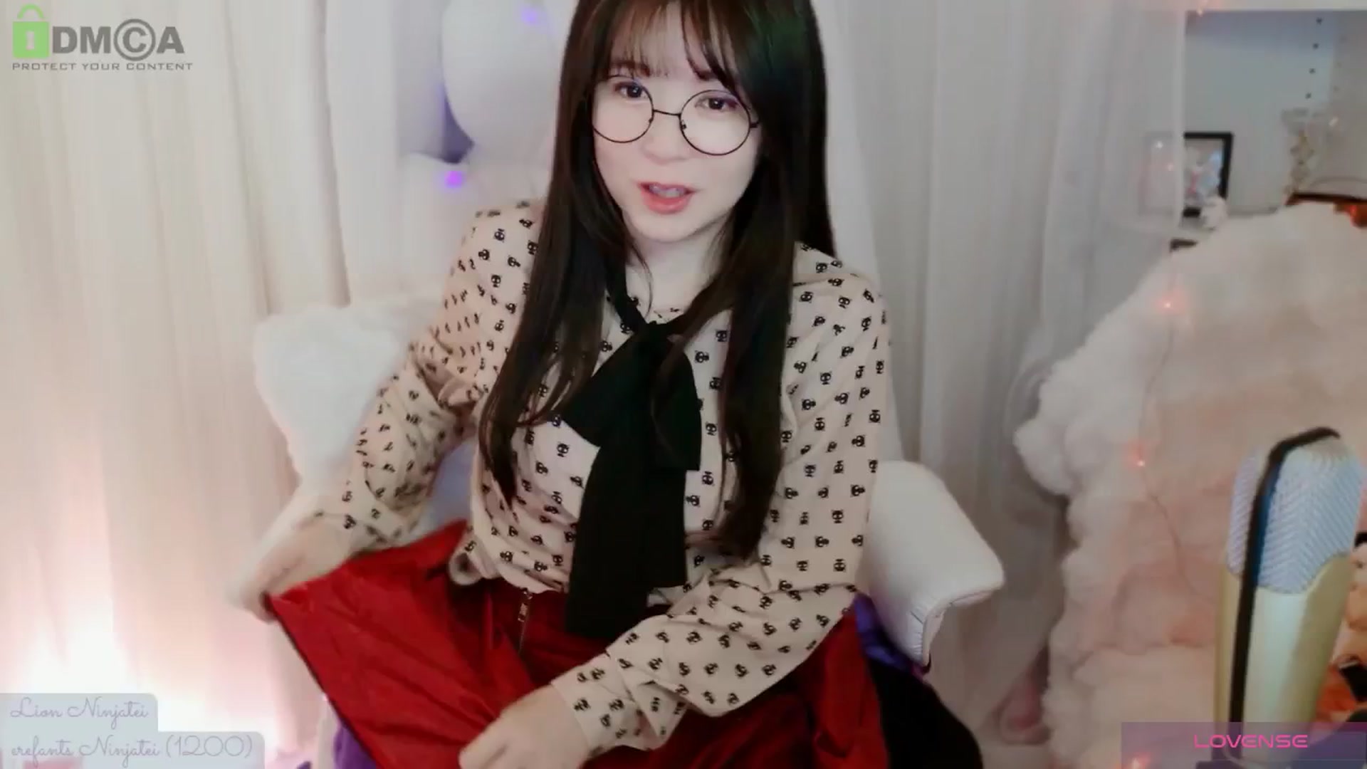 Gallery image thumbnail from meowtheworld's myfreecams stream on, 10/04/2025, 05:53 image 10 of 20