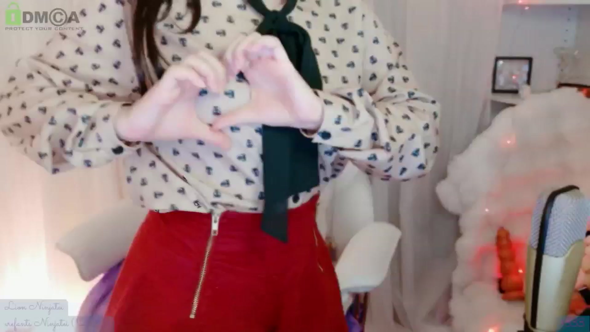 Gallery image thumbnail from meowtheworld's myfreecams stream on, 10/04/2025, 07:30 image 4 of 20