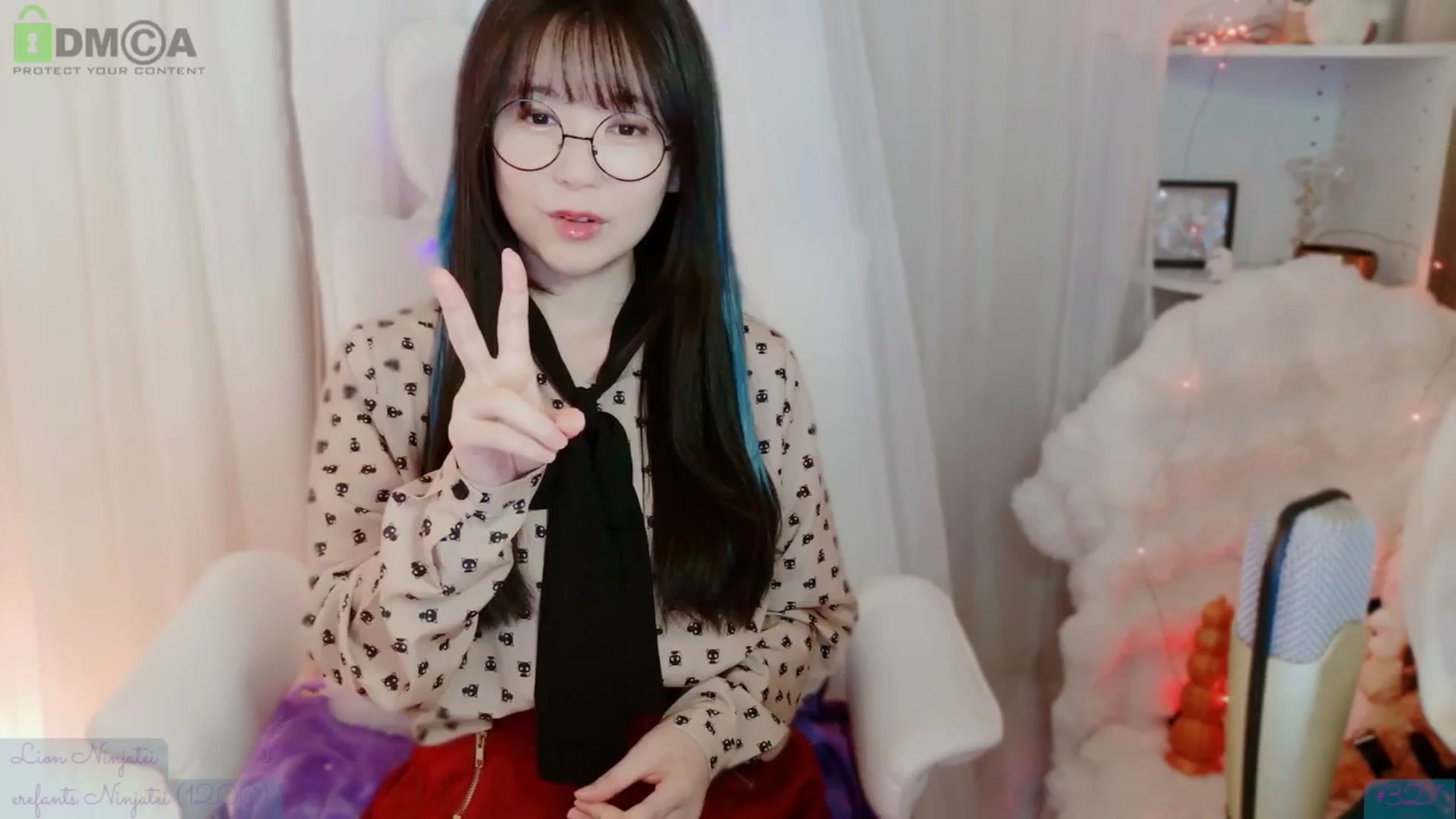 Gallery image thumbnail from meowtheworld's myfreecams stream on, 10/04/2025, 07:30 image 10 of 20