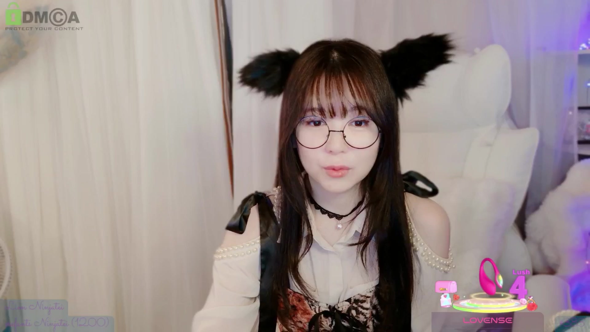 Gallery image thumbnail from meowtheworld's myfreecams stream on, 10/05/2025, 06:38 image 9 of 20