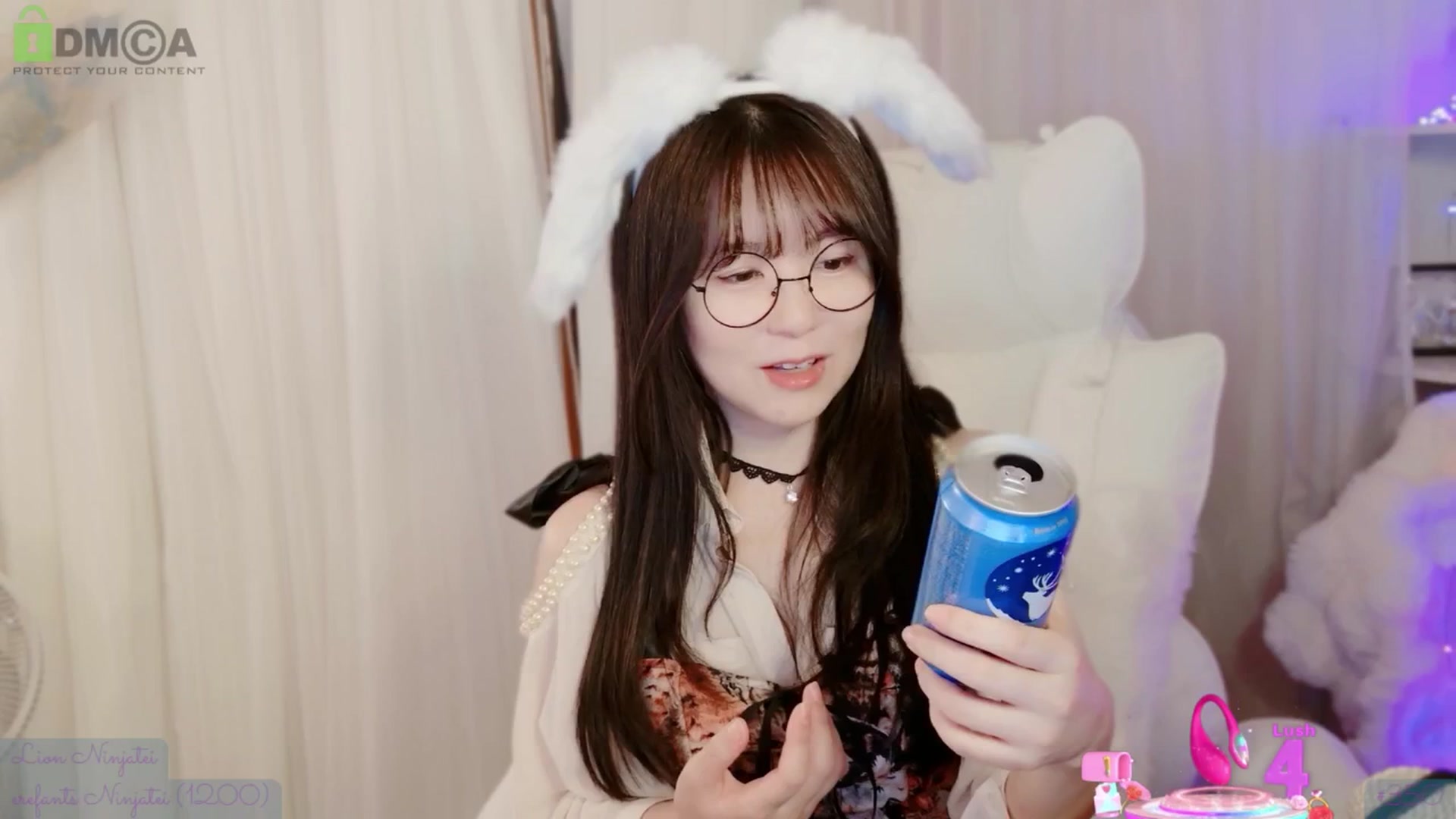 Gallery image thumbnail from meowtheworld's myfreecams stream on, 10/05/2025, 06:38 image 18 of 20