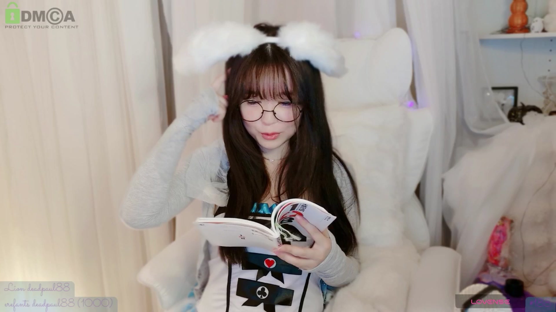 Gallery image thumbnail from meowtheworld's myfreecams stream on, 10/06/2025, 06:47 image 4 of 20