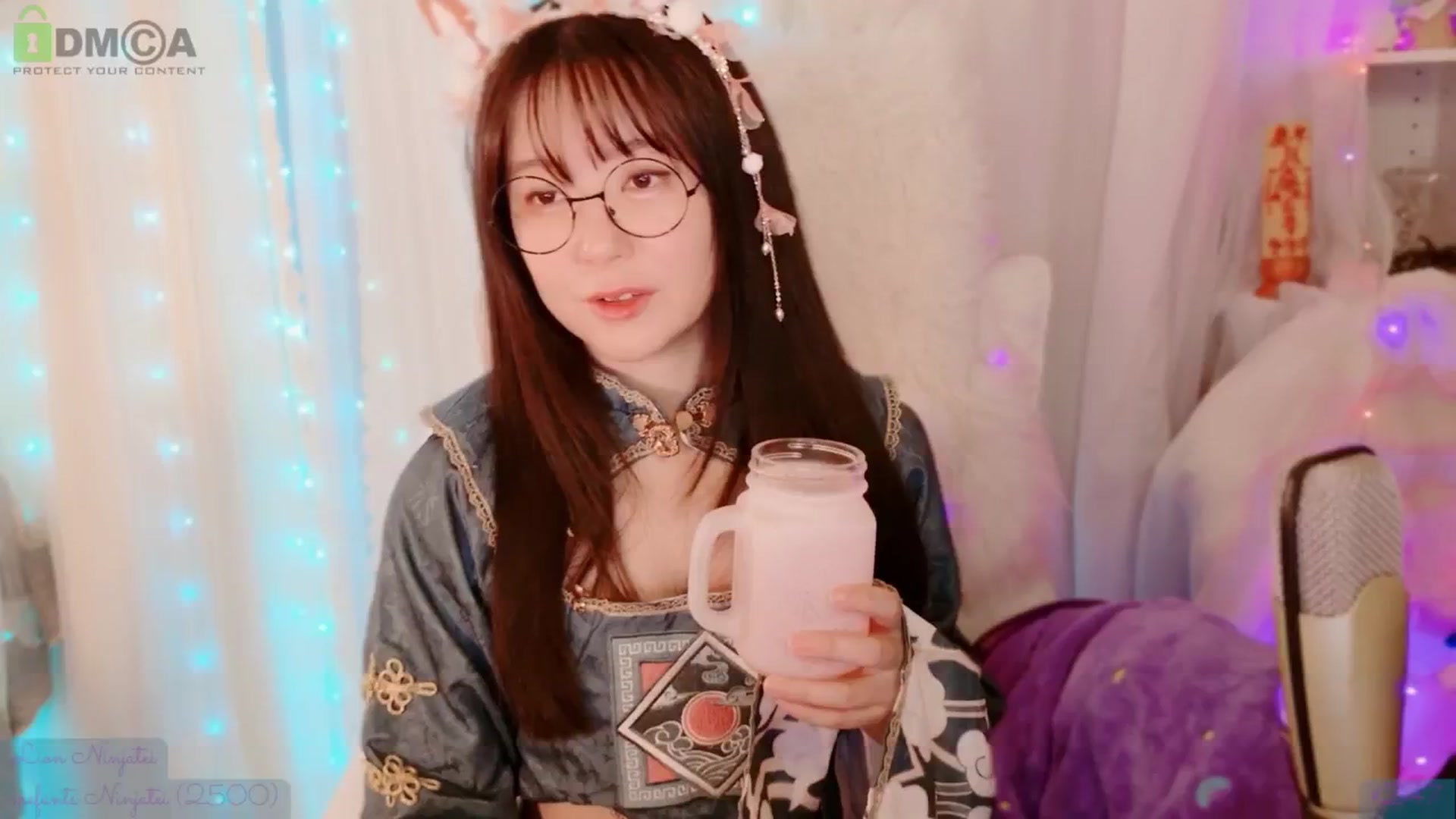 Gallery image thumbnail from meowtheworld's myfreecams stream on, 10/12/2025, 05:51 image 13 of 20