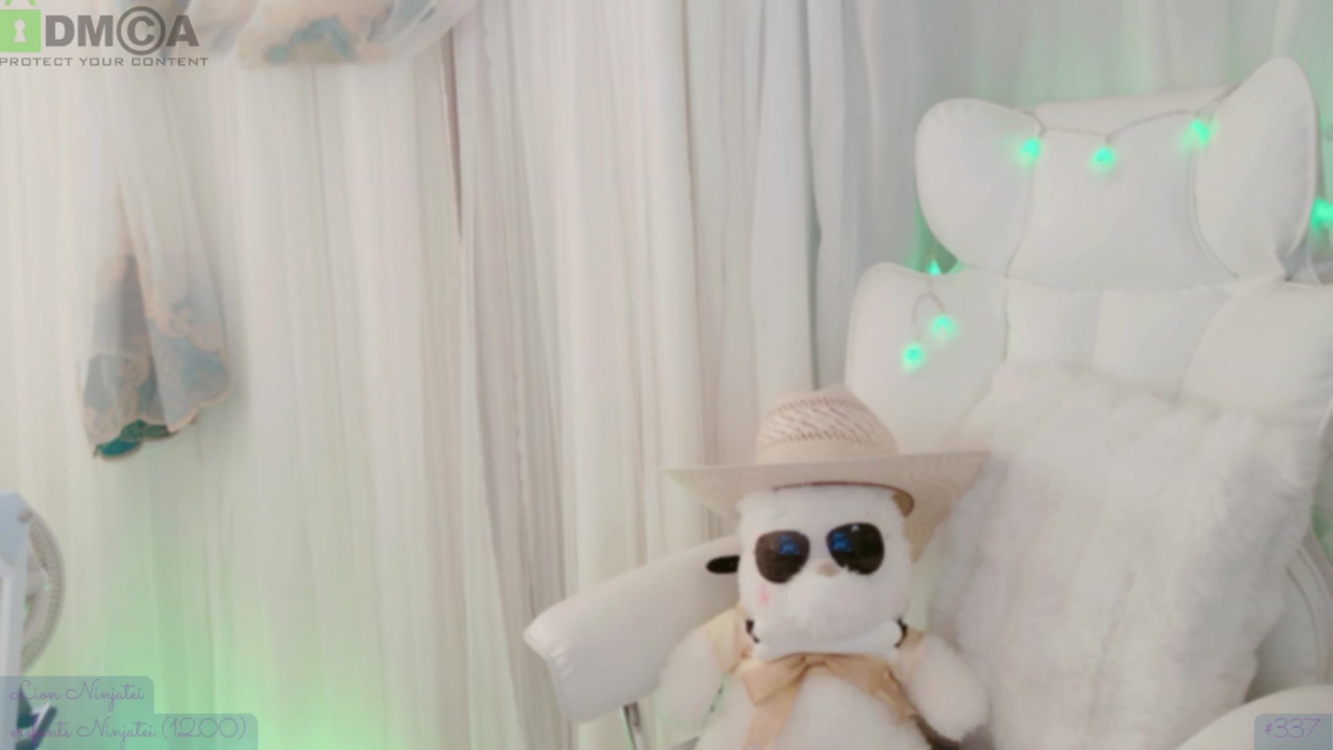 Gallery image thumbnail from meowtheworld's myfreecams stream on, 10/19/2025, 06:53 image 10 of 20