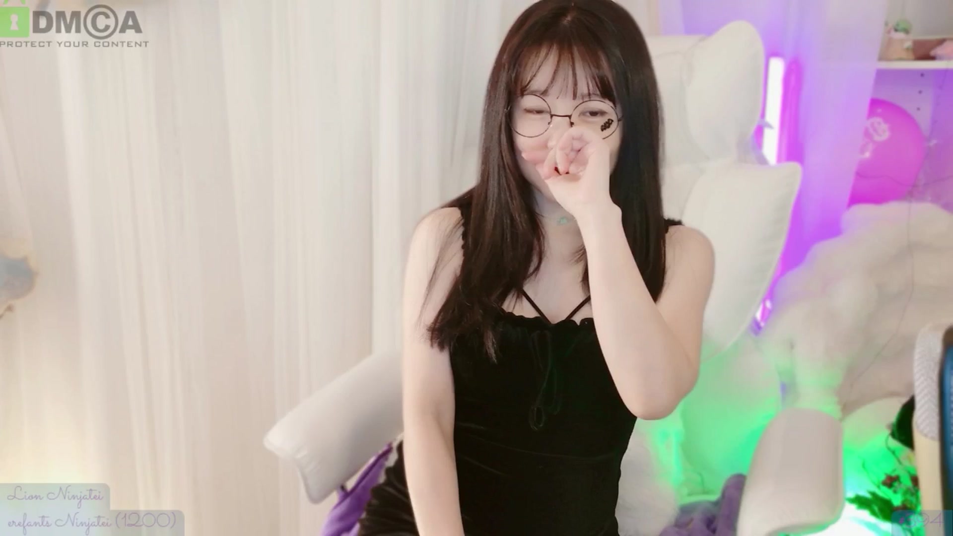 Gallery image thumbnail from meowtheworld's myfreecams stream on, 10/25/2025, 05:57 image 19 of 20