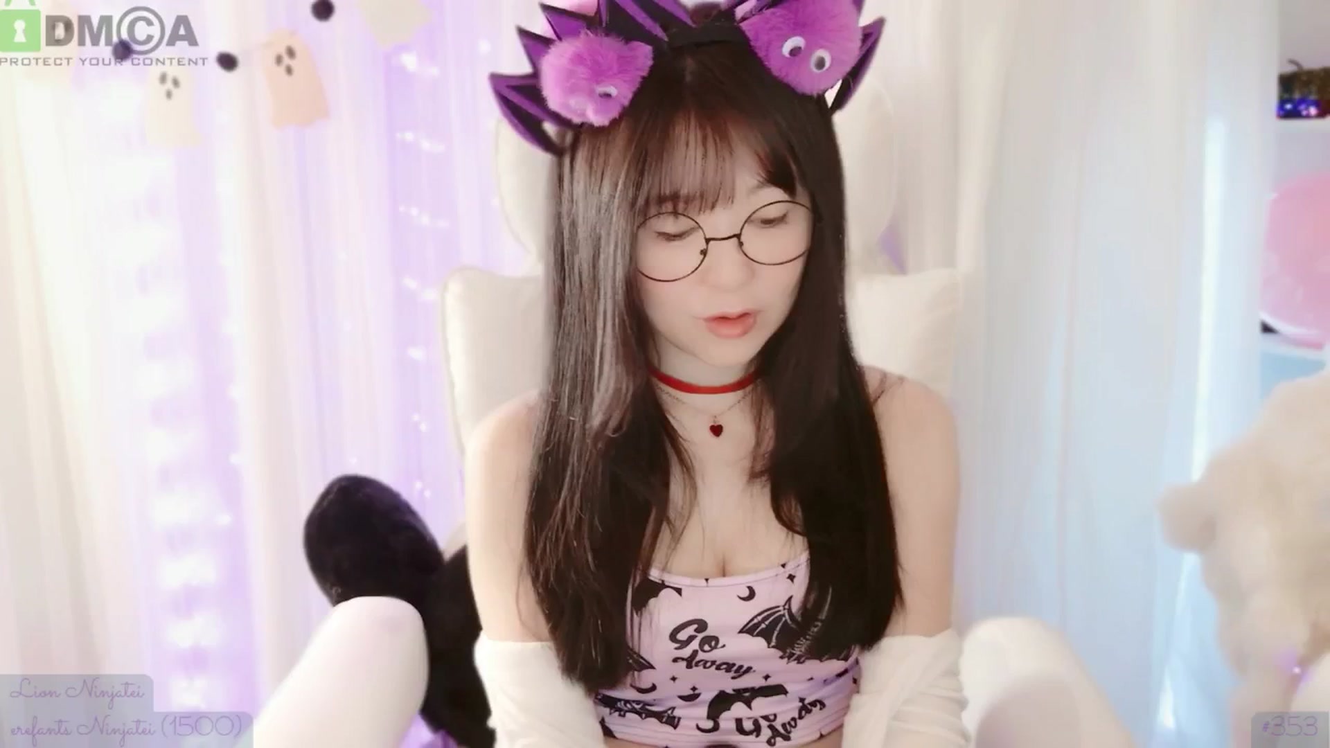 Gallery image thumbnail from meowtheworld's myfreecams stream on, 10/26/2025, 06:37 image 17 of 20