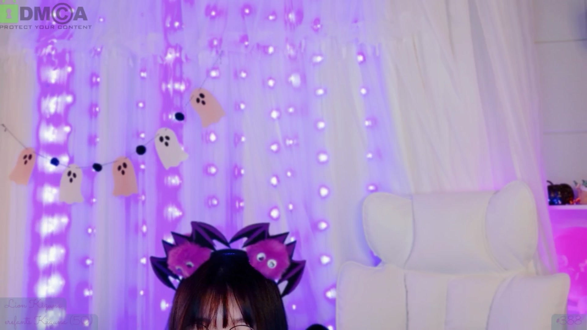 Gallery image thumbnail from meowtheworld's myfreecams stream on, 10/26/2025, 06:37 image 1 of 20