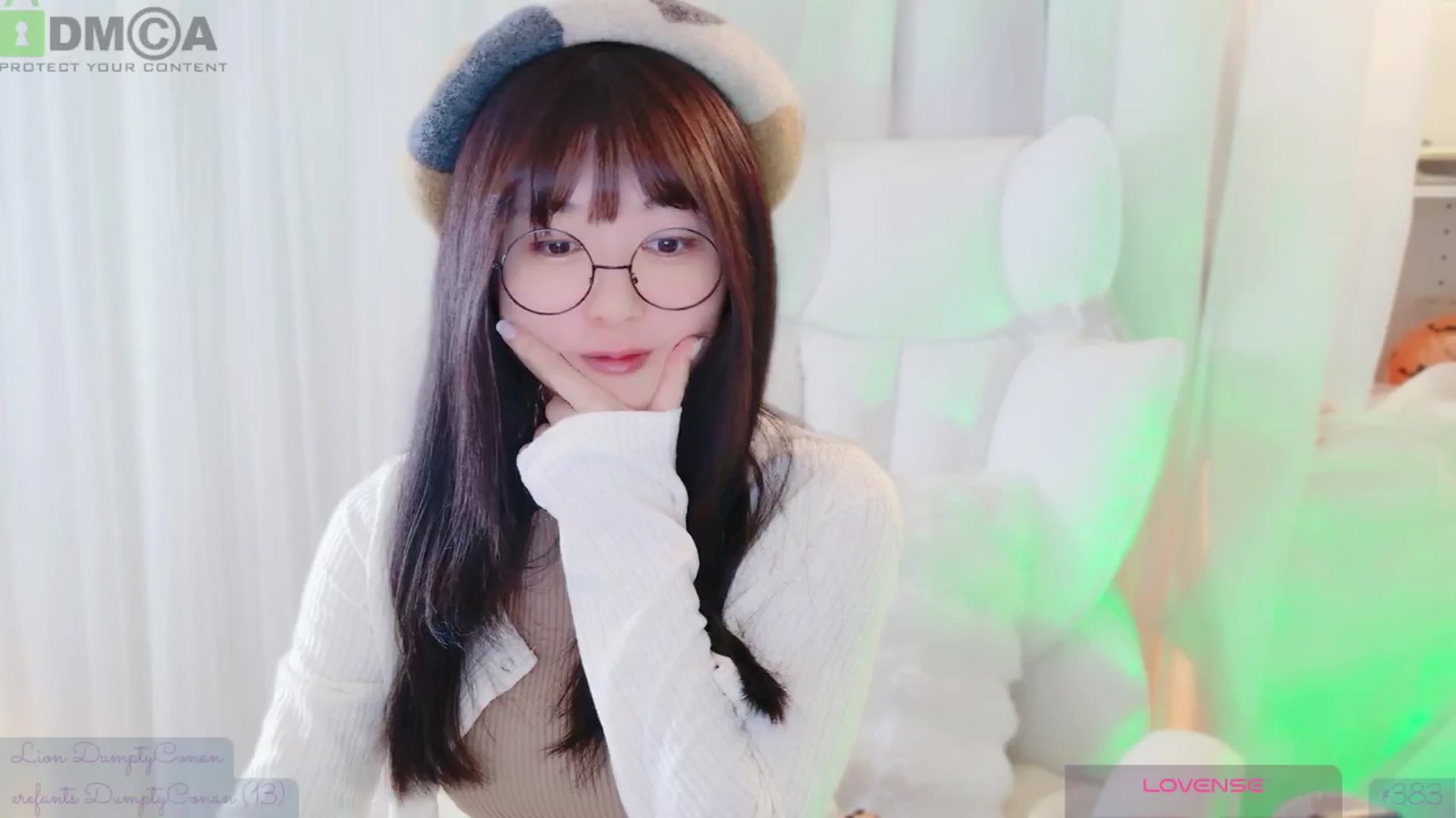 Gallery image thumbnail from meowtheworld's myfreecams stream on, 11/10/2025, 06:28 image 1 of 20