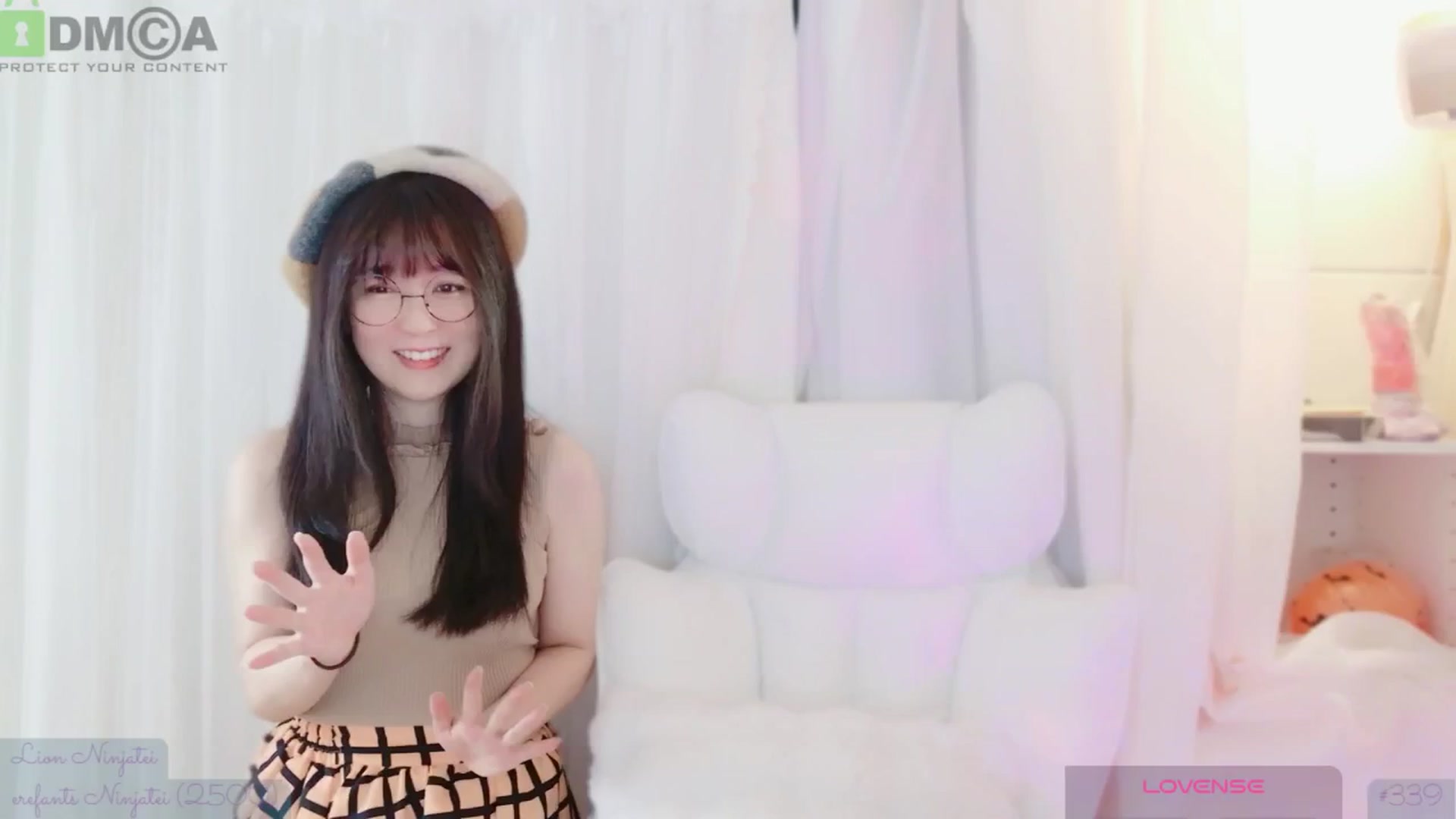 Gallery image thumbnail from meowtheworld's myfreecams stream on, 11/10/2025, 06:28 image 5 of 20