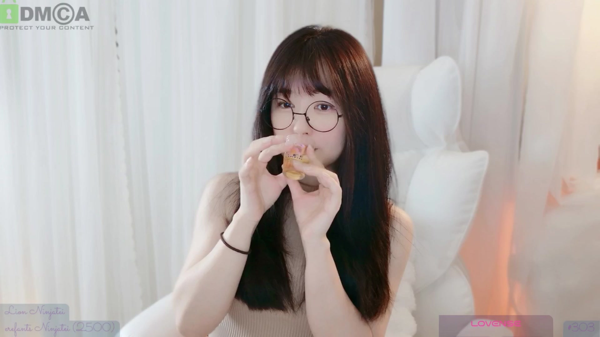 Gallery image thumbnail from meowtheworld's myfreecams stream on, 11/10/2025, 06:28 image 19 of 20