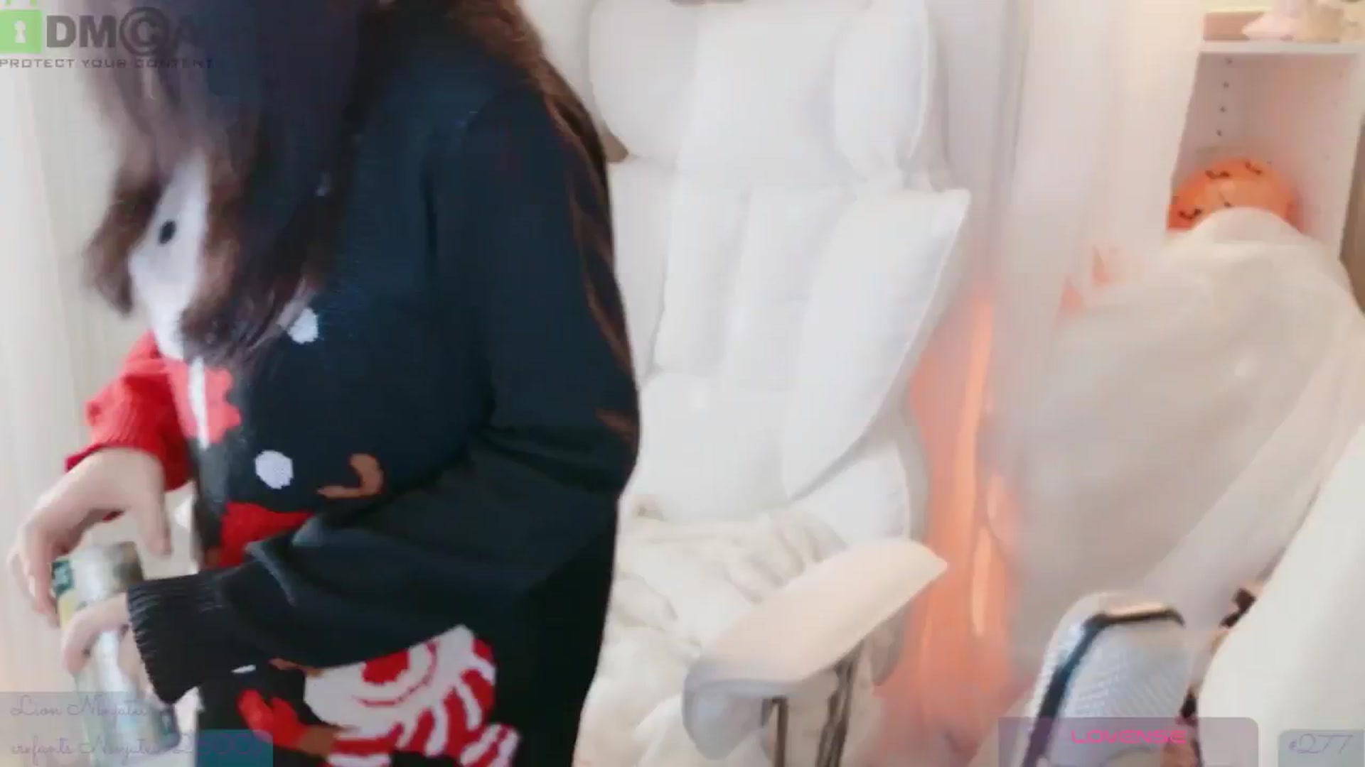 Gallery image thumbnail from meowtheworld's myfreecams stream on, 11/10/2025, 08:03 image 5 of 20