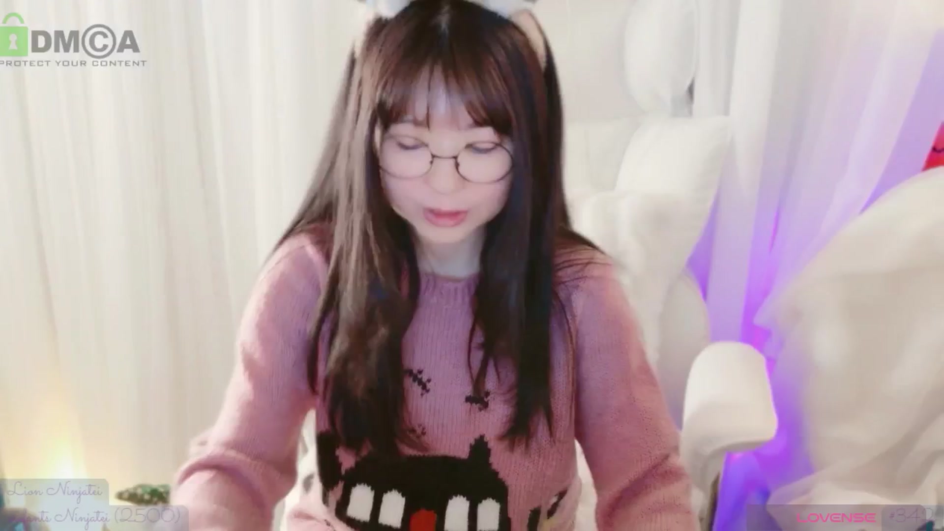 Gallery image thumbnail from meowtheworld's myfreecams stream on, 11/15/2025, 08:02 image 7 of 20