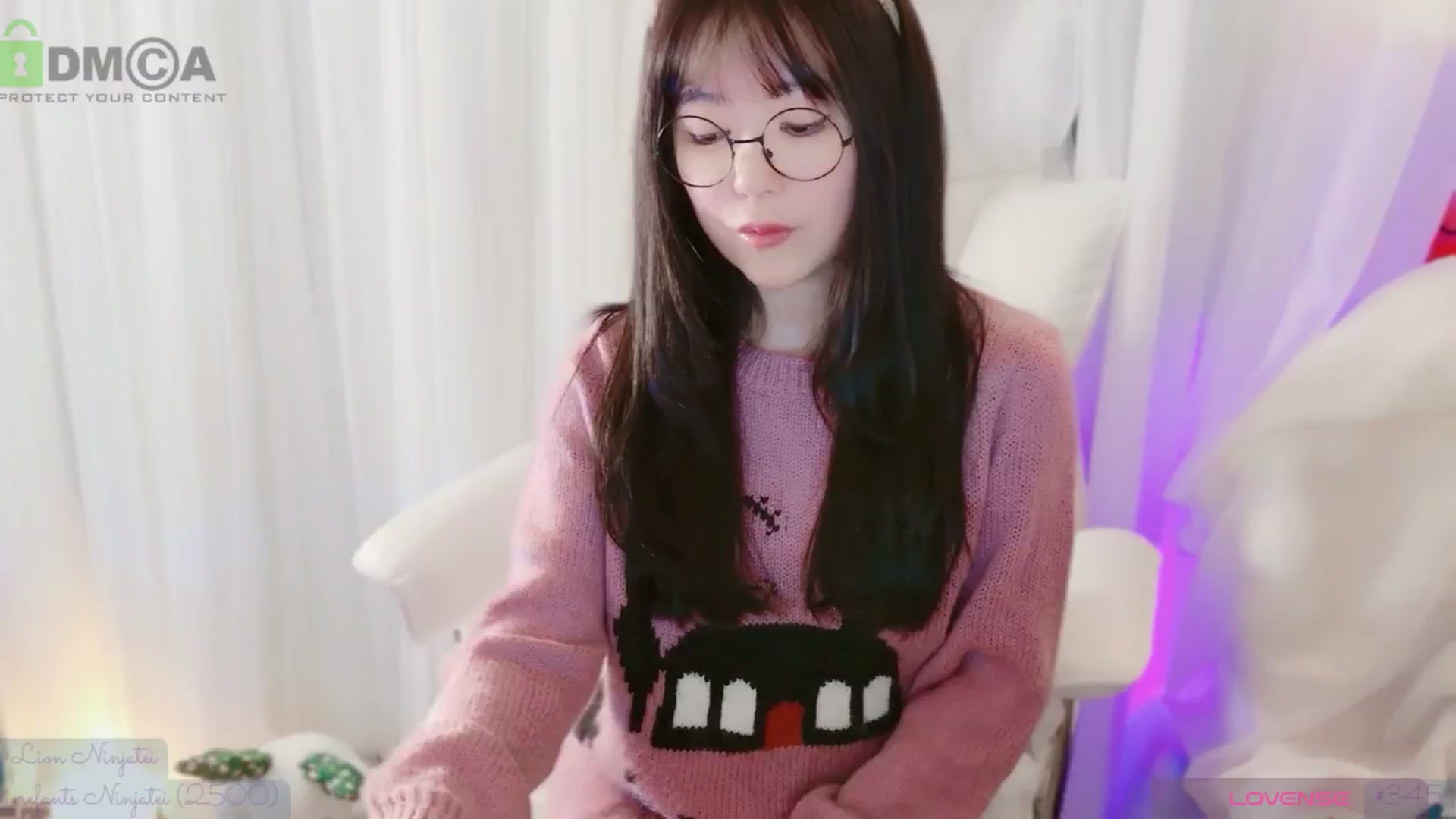 Gallery image thumbnail from meowtheworld's myfreecams stream on, 11/15/2025, 08:02 image 19 of 20