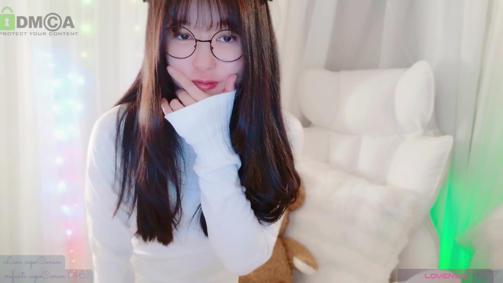 Gallery image thumbnail from meowtheworld's myfreecams stream on, 11/16/2025, 06:36 image 5 of 20